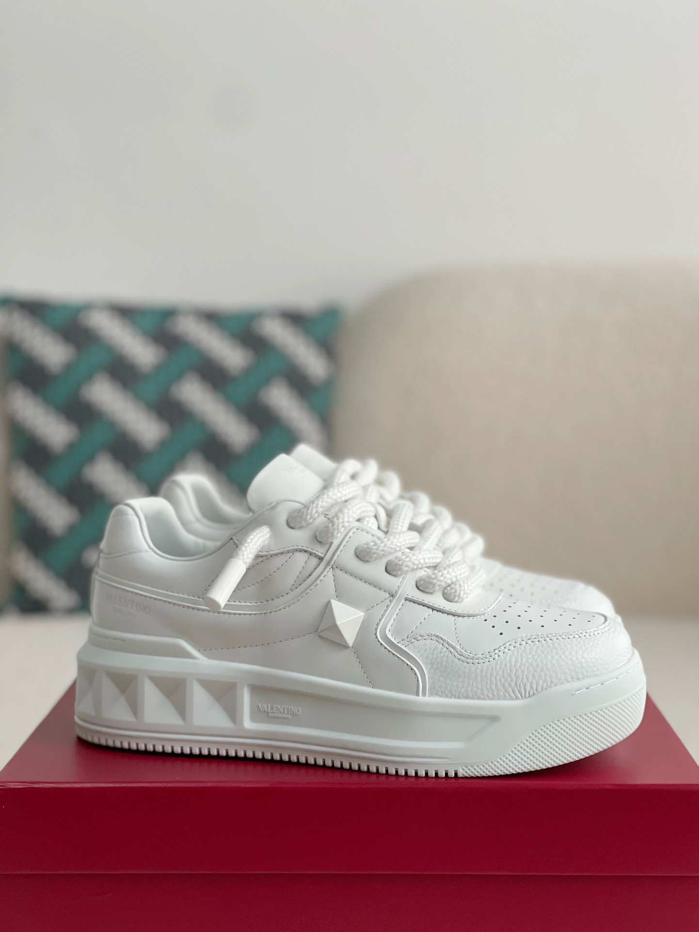 「#349」Valentino one stud sneakers - Image 2