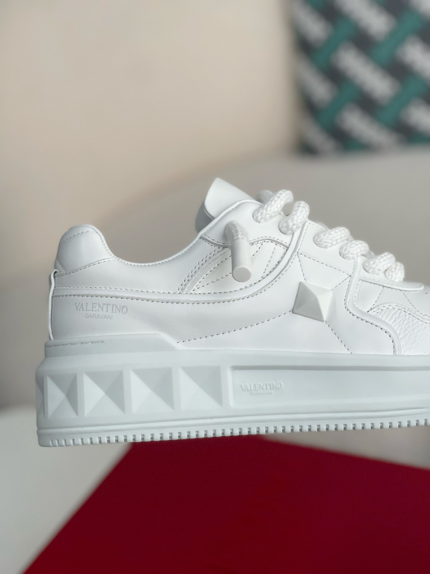 「#349」Valentino one stud sneakers - Image 7