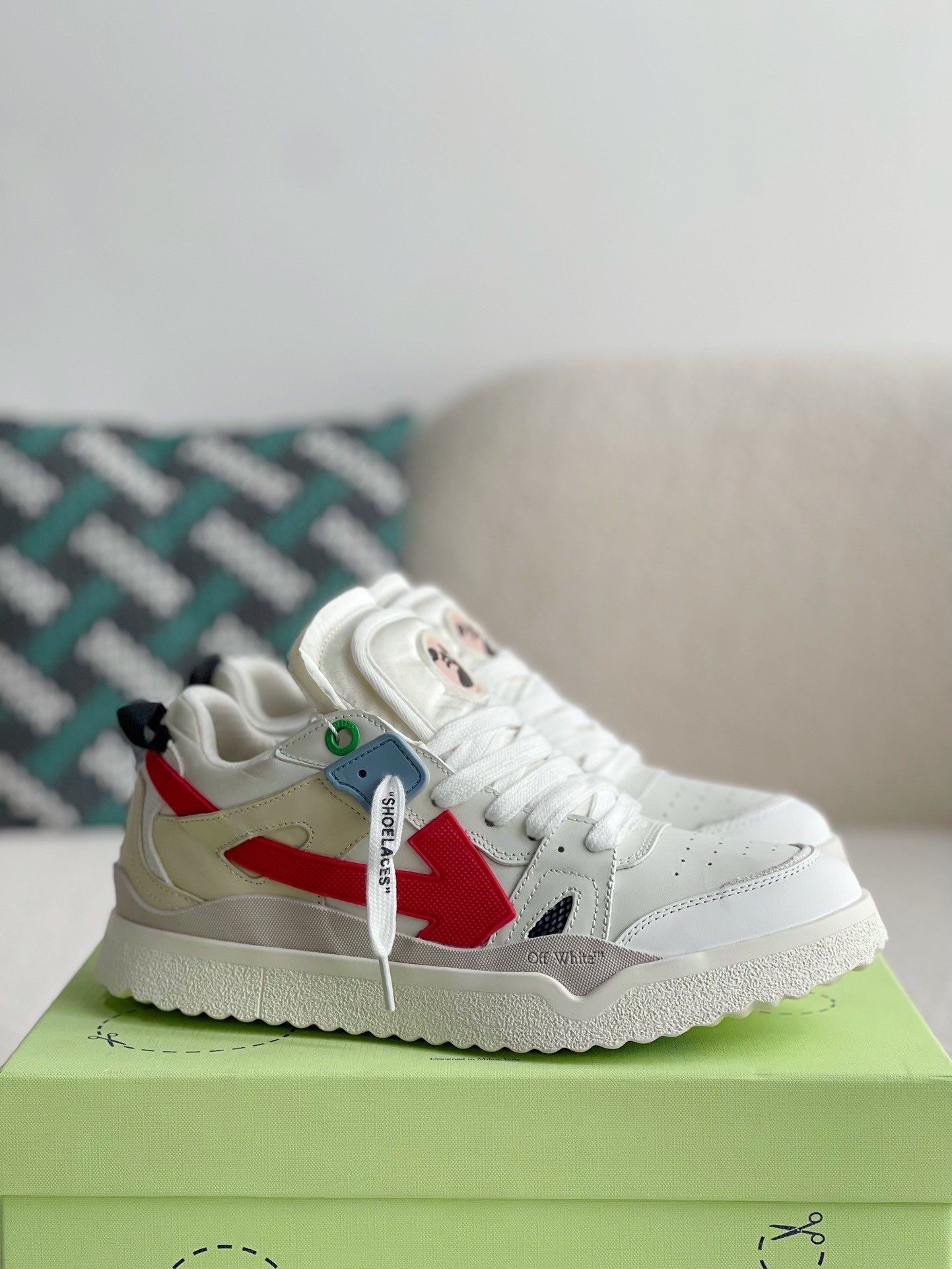 「#1752」Off-White Out-Off-Office Leather sneakers - Image 2