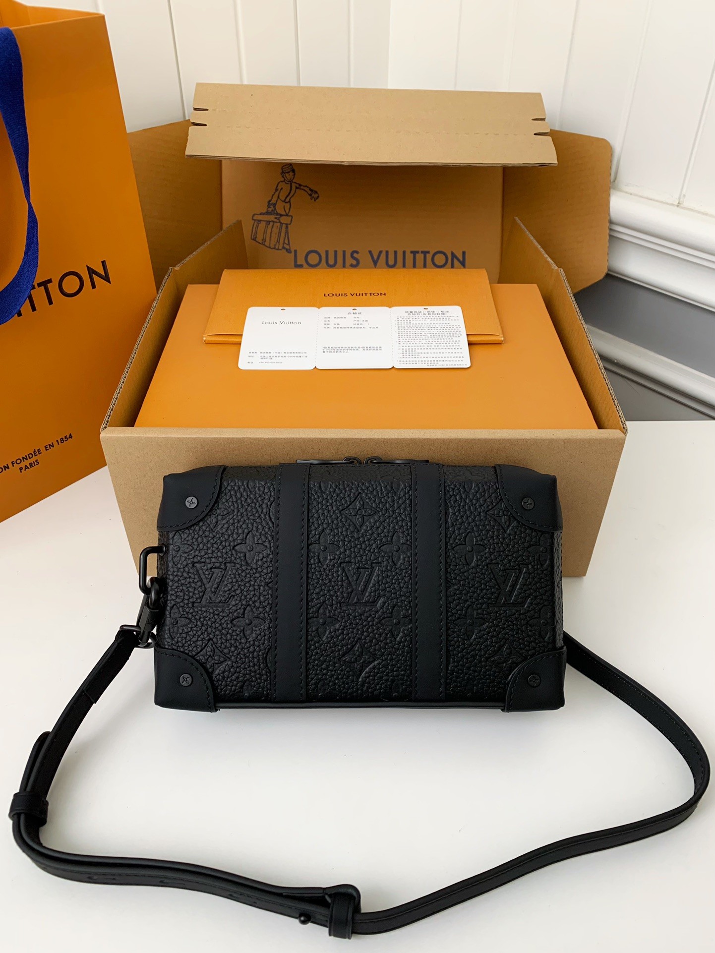 「#1820」Louis Vuitton's new Sac Plat Horizontal Zippé men's black flower briefcase M80224 Size: 22.5*14*5cm