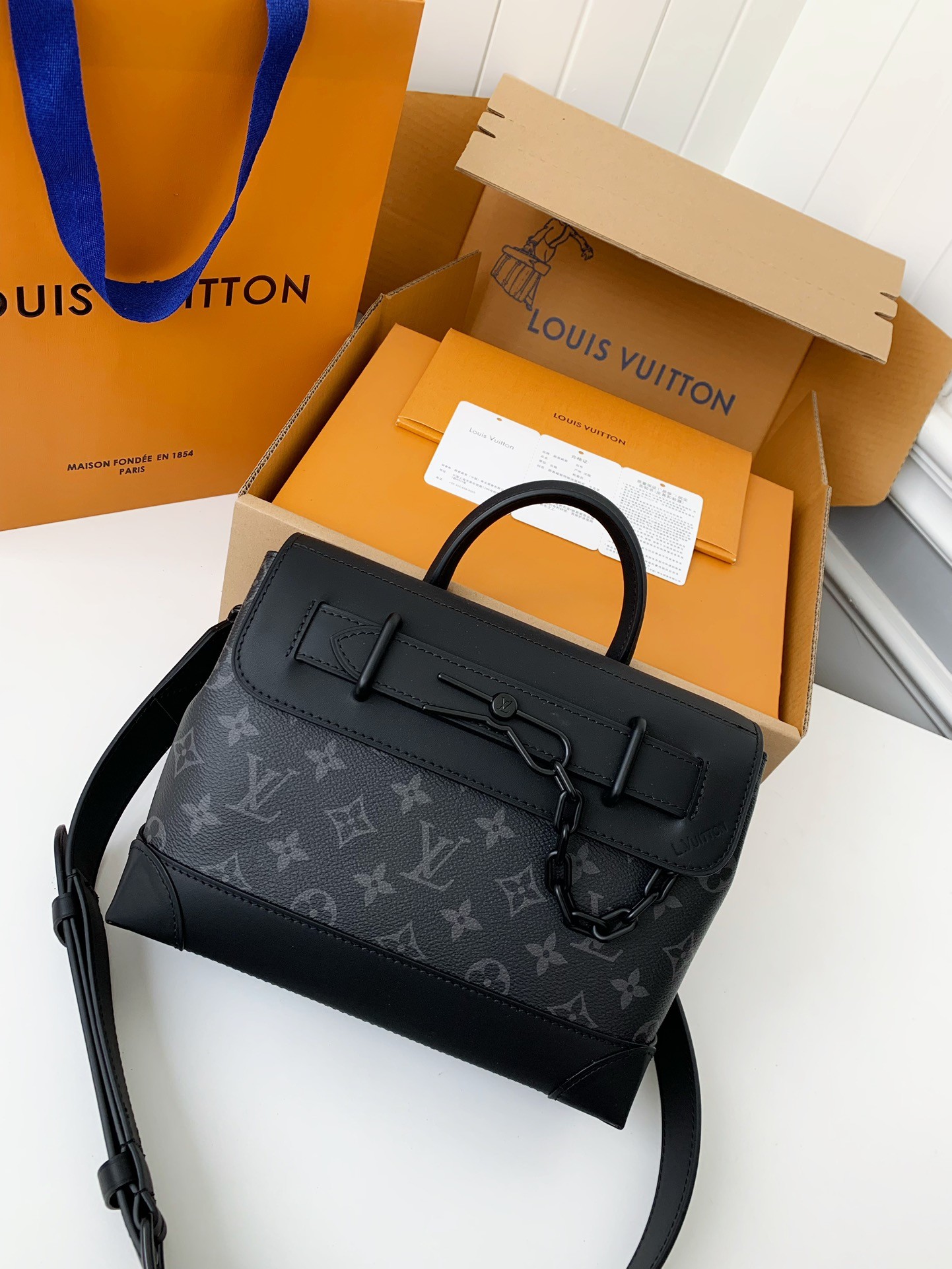 「#1821」Louis Vuitton's new Sac Plat Horizontal Zippé men's black flower briefcase M45165 Size: 31*39*8.5cm - Image 2