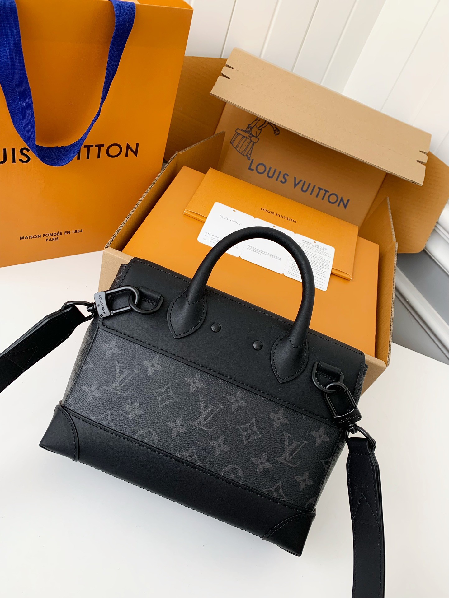 「#1821」Louis Vuitton's new Sac Plat Horizontal Zippé men's black flower briefcase M45165 Size: 31*39*8.5cm - Image 5