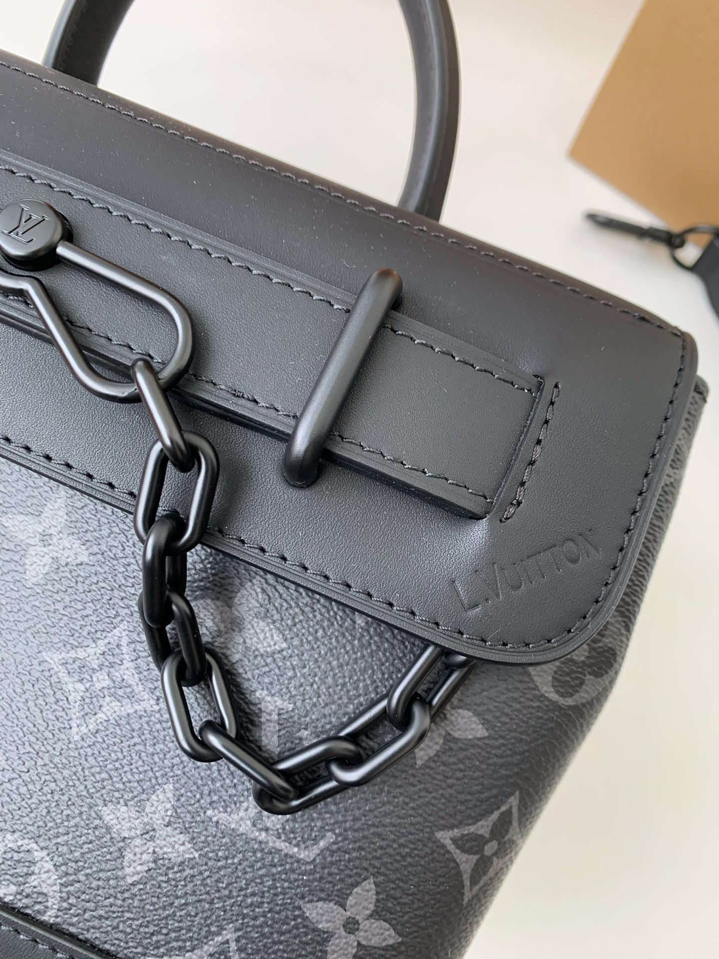 「#1821」Louis Vuitton's new Sac Plat Horizontal Zippé men's black flower briefcase M45165 Size: 31*39*8.5cm - Image 3