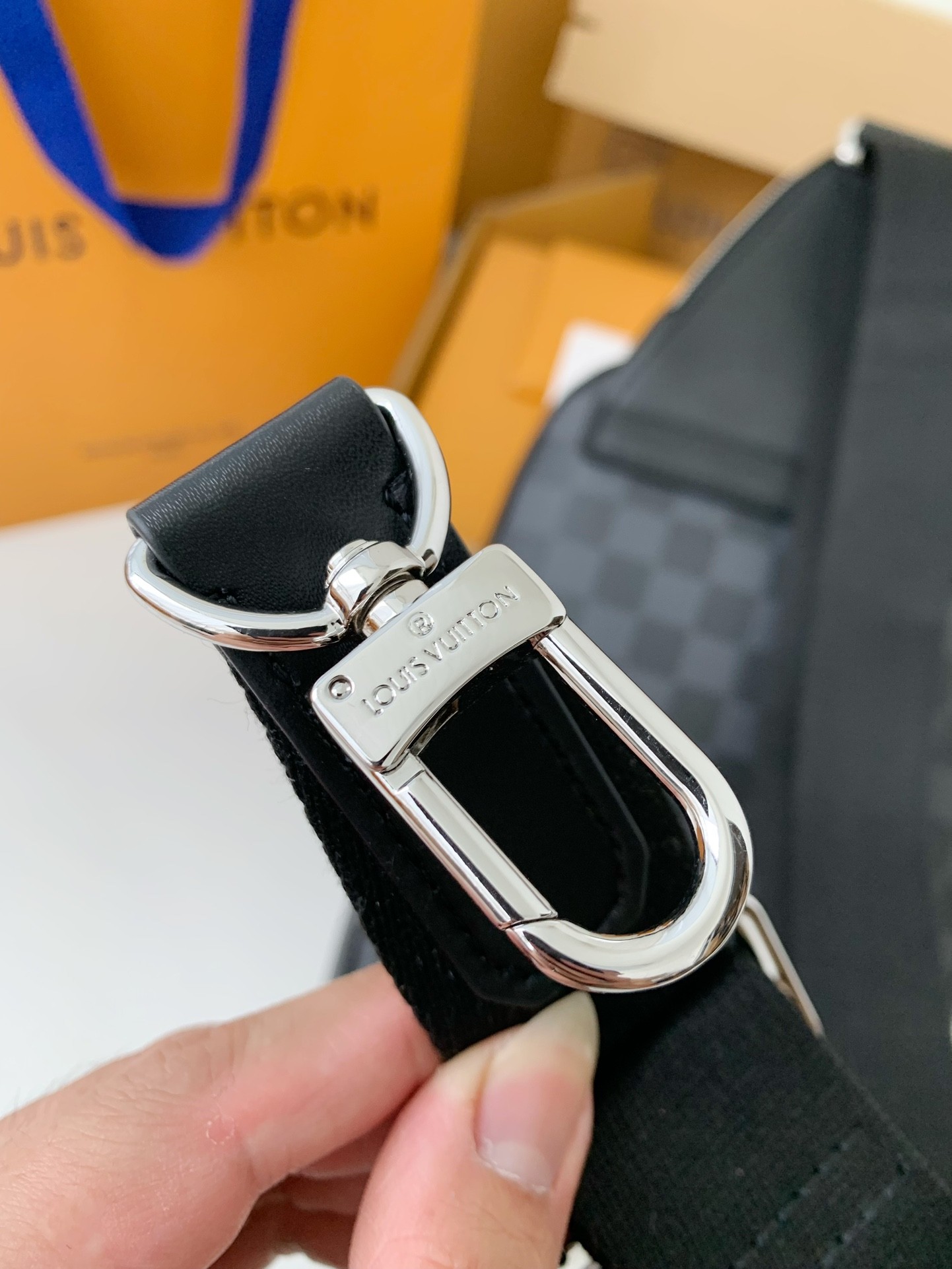 「#1825」Louis Vuitton damier graphite Men's Shoulder Bags M45302, Top Quality Size: 20X31X7cm - Image 10