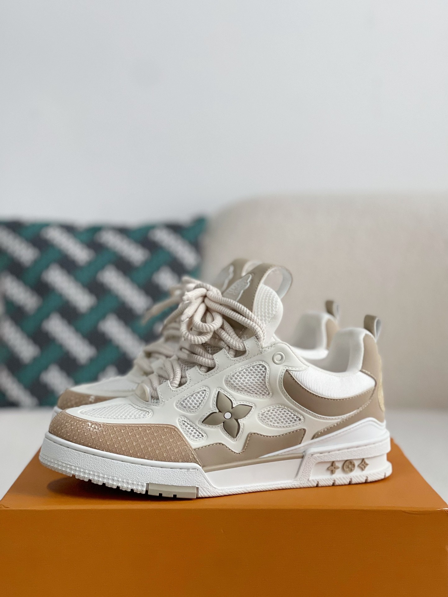 「#865」LOUIS VUITTON SKATE SNEAKERS