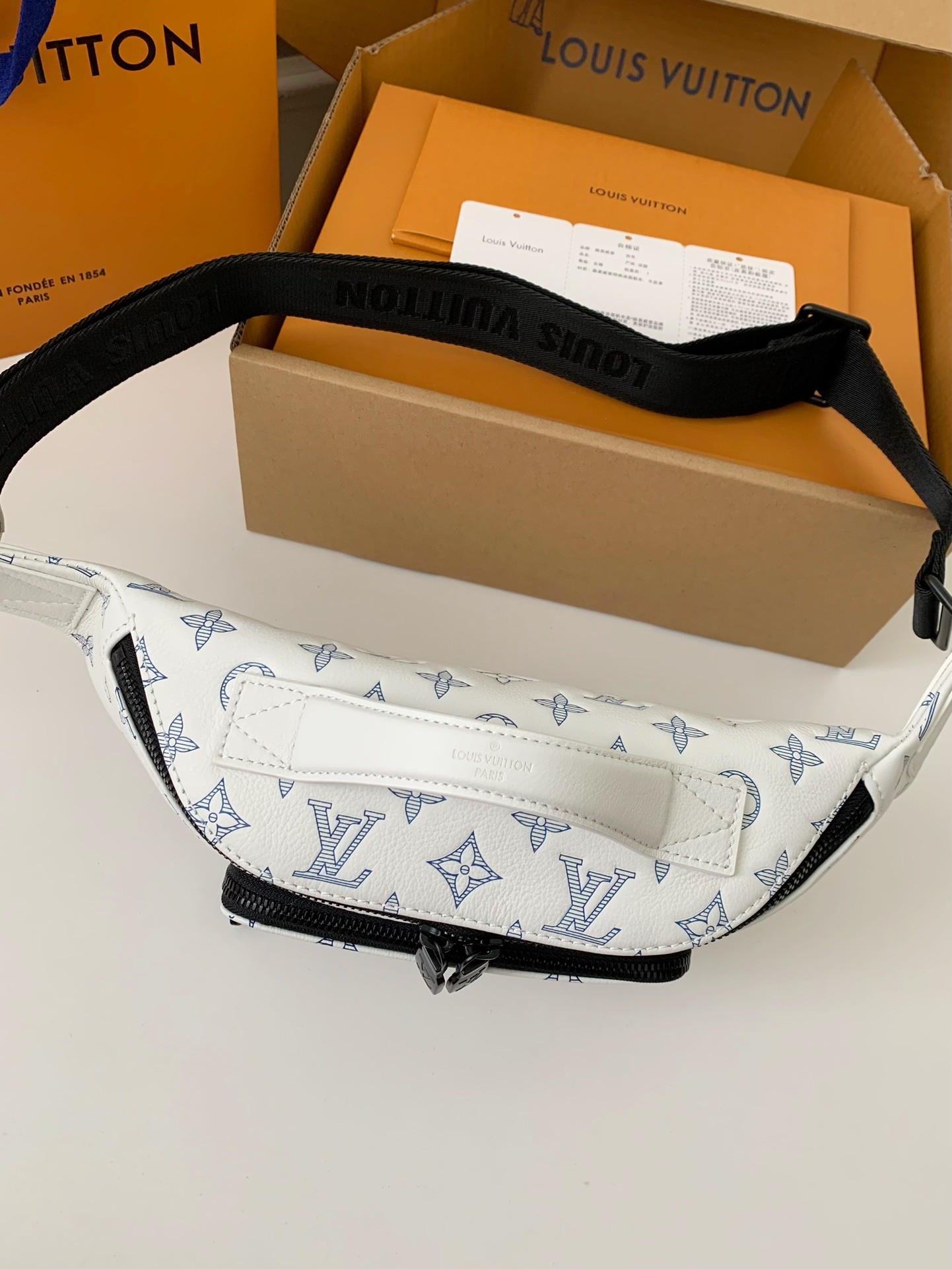 「#1990」New Louis Vuitton RUSH waist bag M25227 Size: 30*15*8cm - Image 5