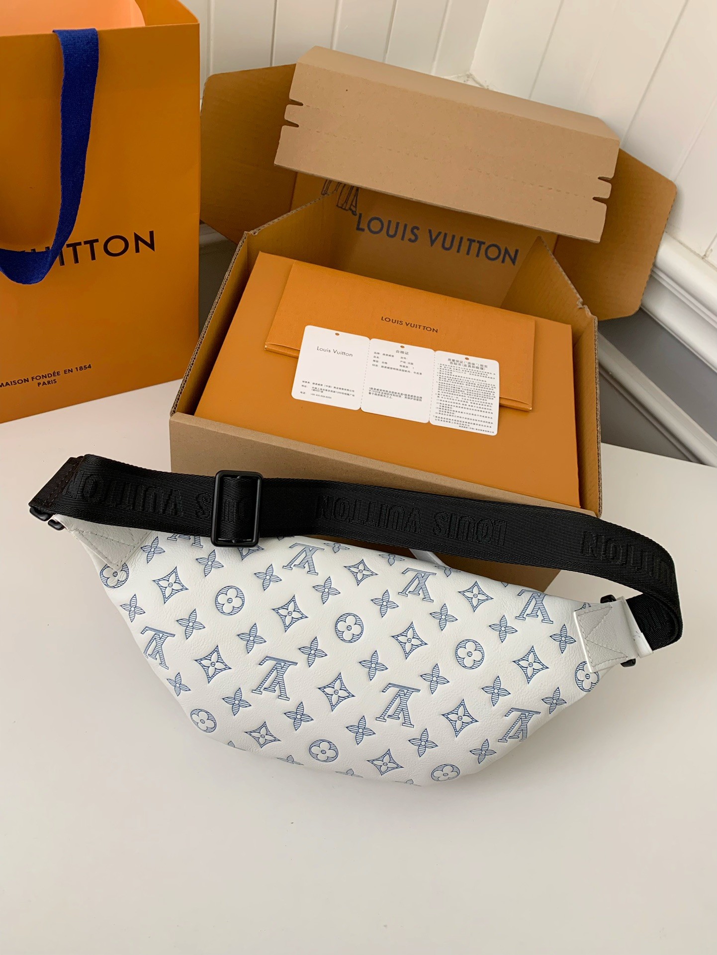 「#1990」New Louis Vuitton RUSH waist bag M25227 Size: 30*15*8cm - Image 6