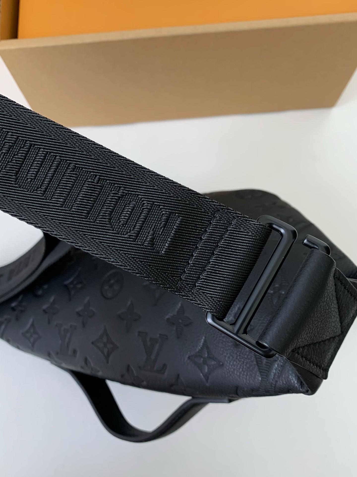 「#1991」New Louis Vuitton RUSH waist bag M47058 Size: 30*15*8cm - Image 7