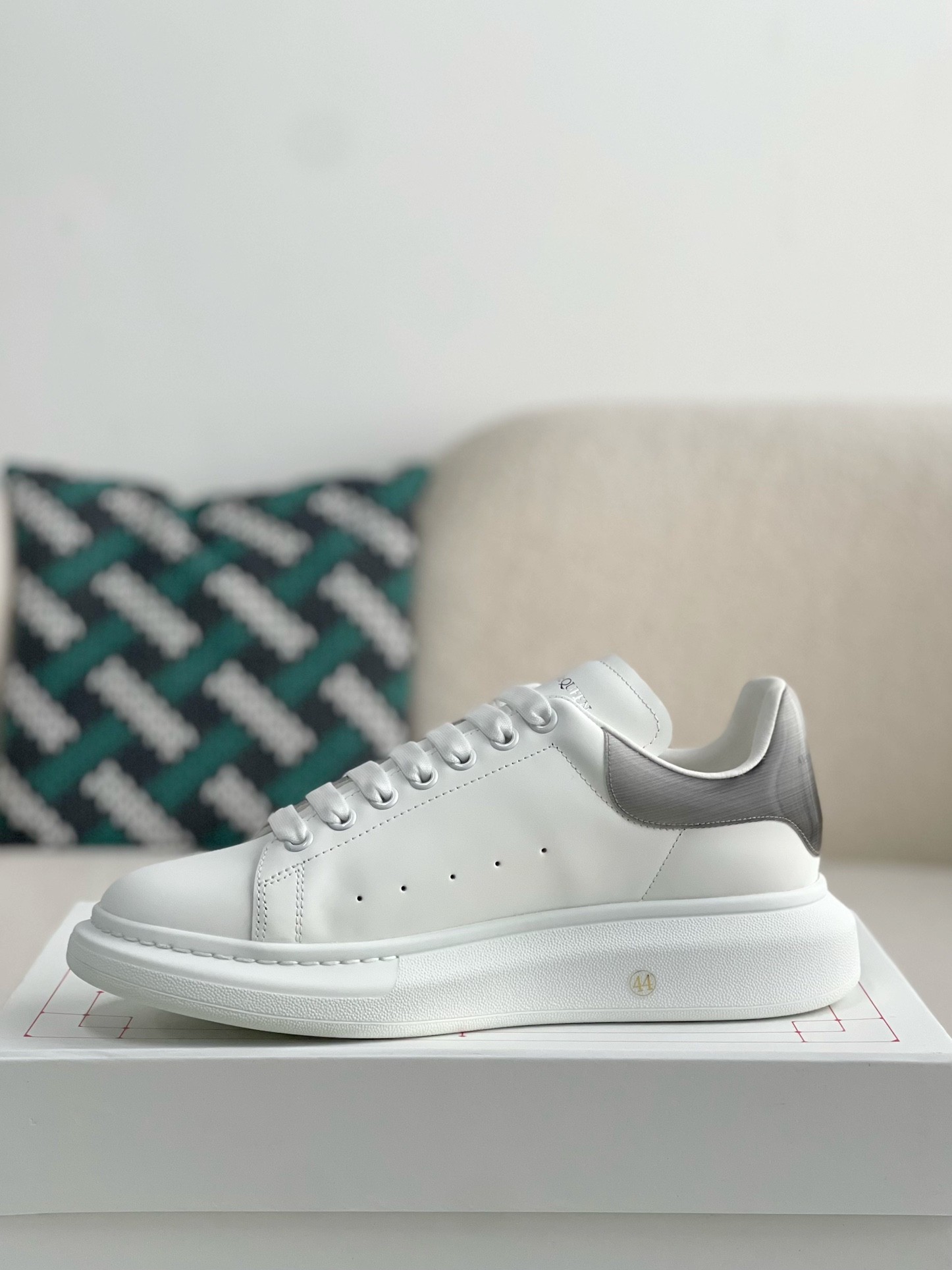 「#1997」Alexander McQueen MQ Jelly Dark Blue Tail Sneakers - Image 4