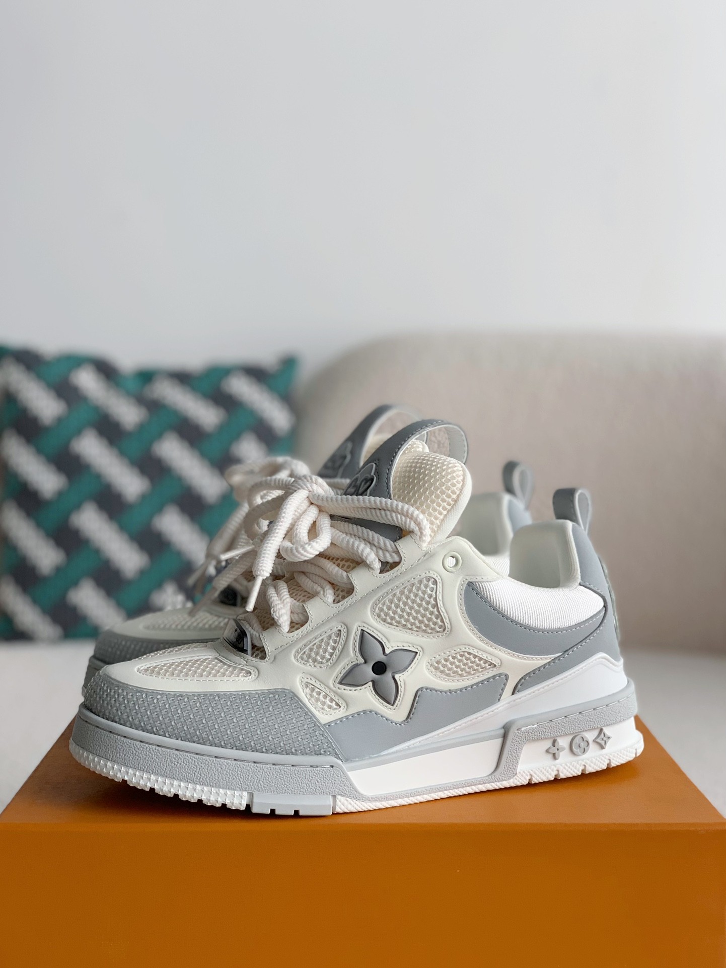 「#1803」LOUIS VUITTON SKATE SNEAKERS