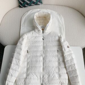 「#2157」Moncler Montbeliard down jacket