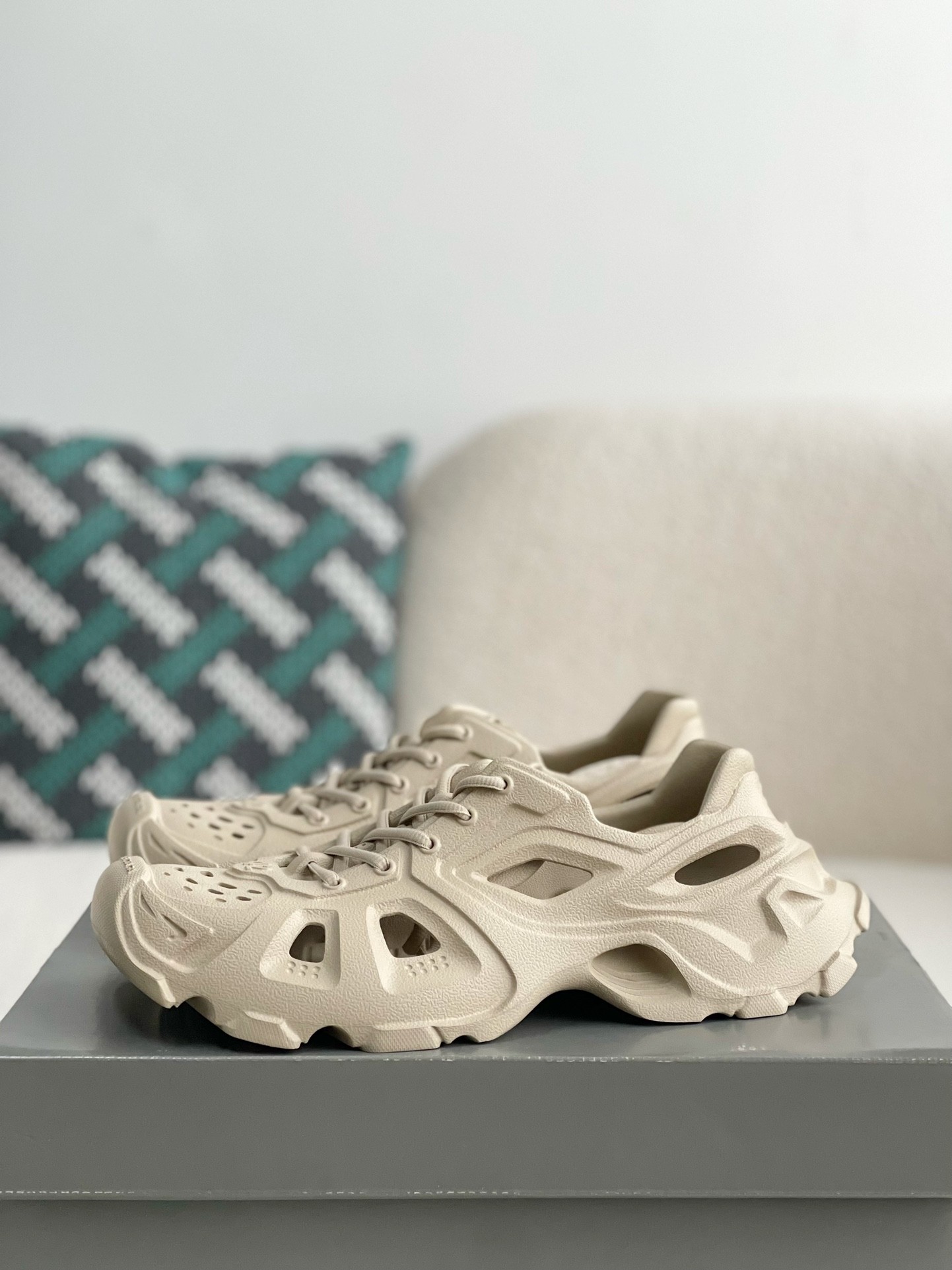 「#288」Balenciaga rubber sneakers