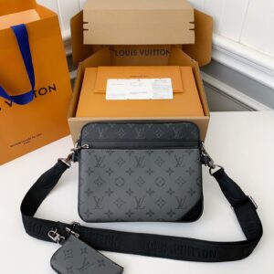 「#2204」Louis Vuitton Trio New Men’s colour-matching postman bag M69443  Size：25*18.5*7cm