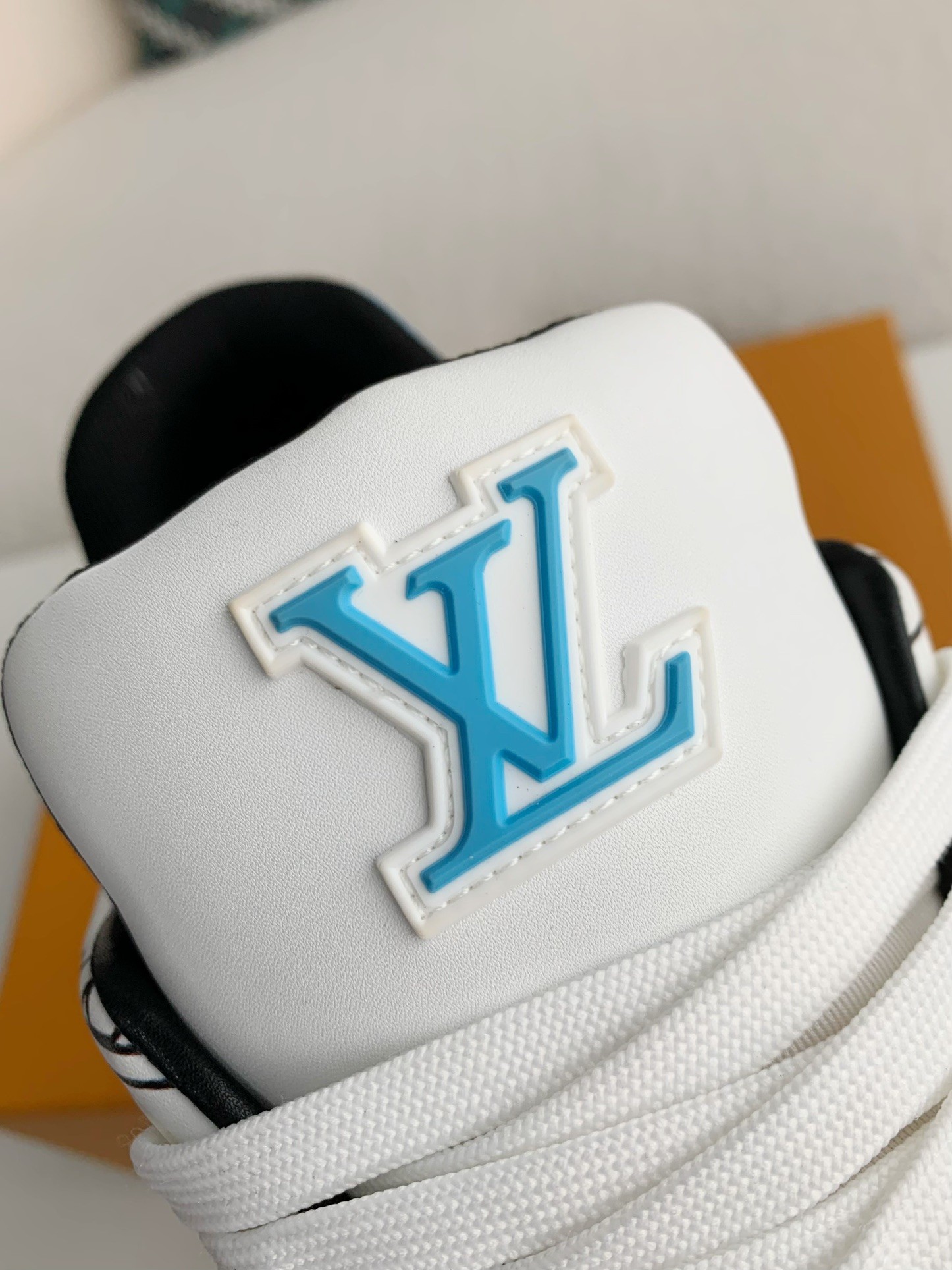 「#296」LOUIS VUITTON TRAINER 1A9IQ5 Sneakers - Image 10