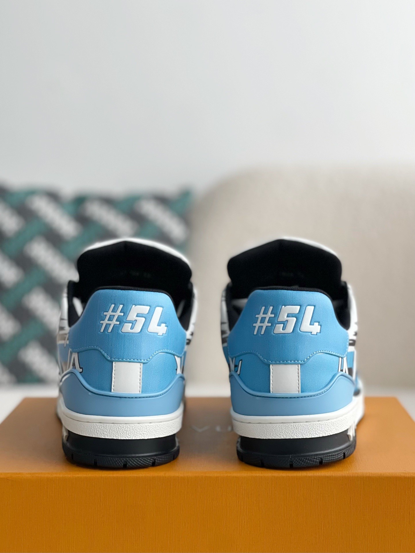 「#296」LOUIS VUITTON TRAINER 1A9IQ5 Sneakers - Image 3