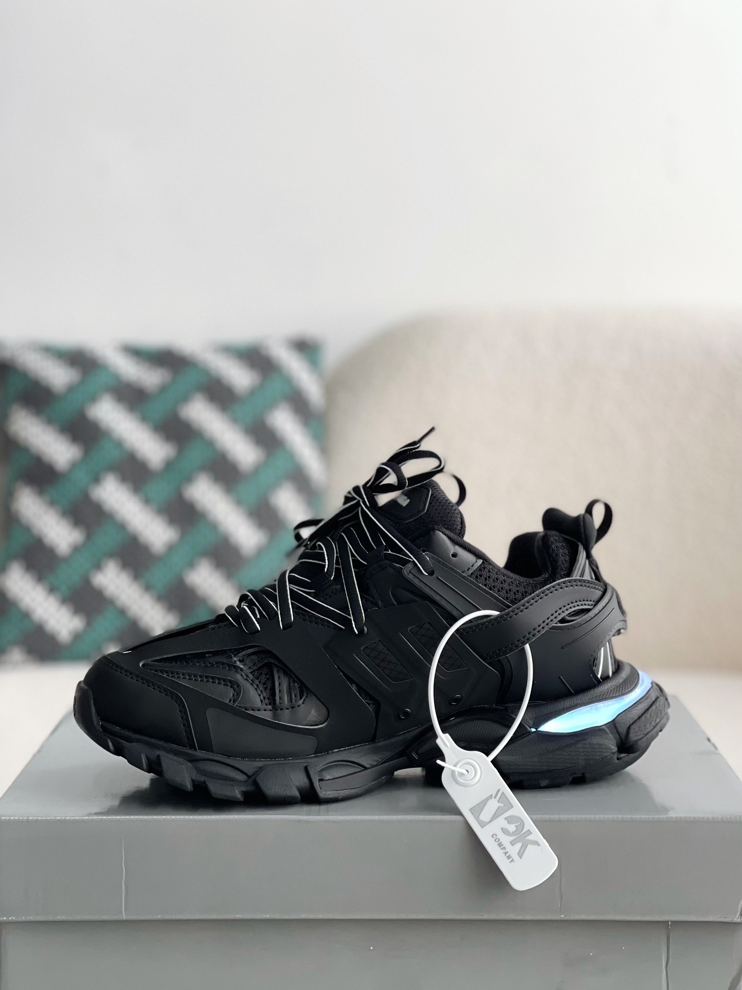 「#2284」Balenciaga Track 1.0 track led Trainers - Image 4