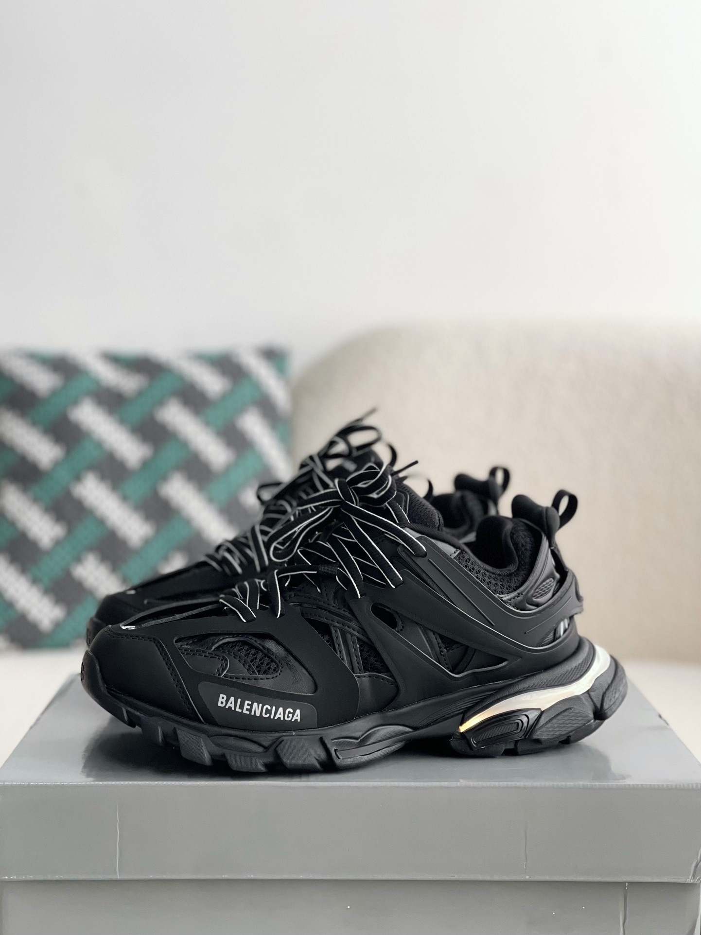 「#2284」Balenciaga Track 1.0 track led Trainers