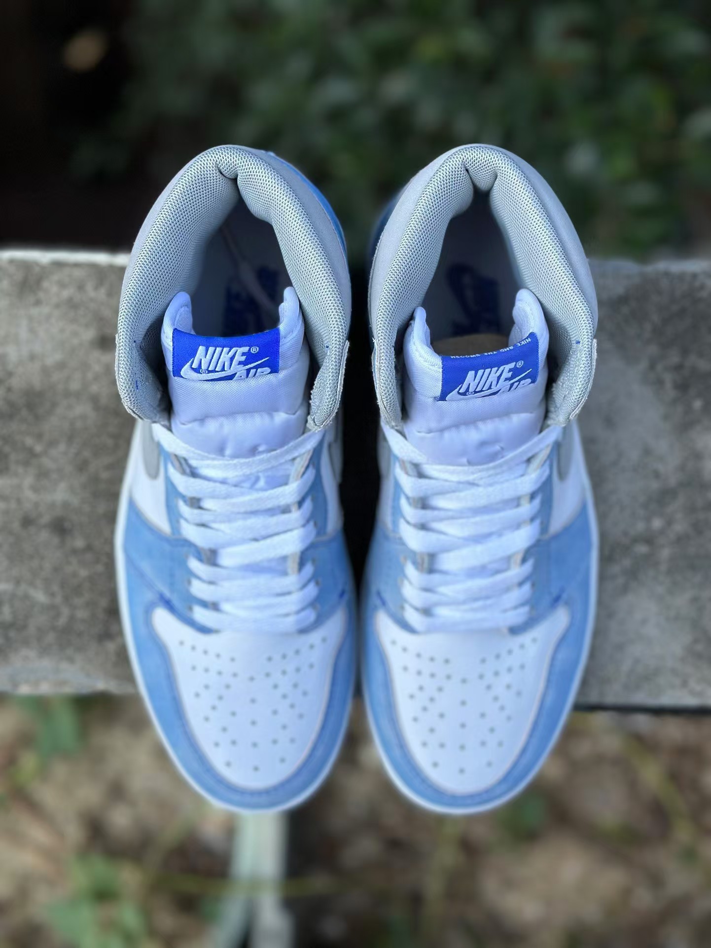「#2328」Air Jordan 1 Retro High Hyper Royal Smoke Grey - Image 3