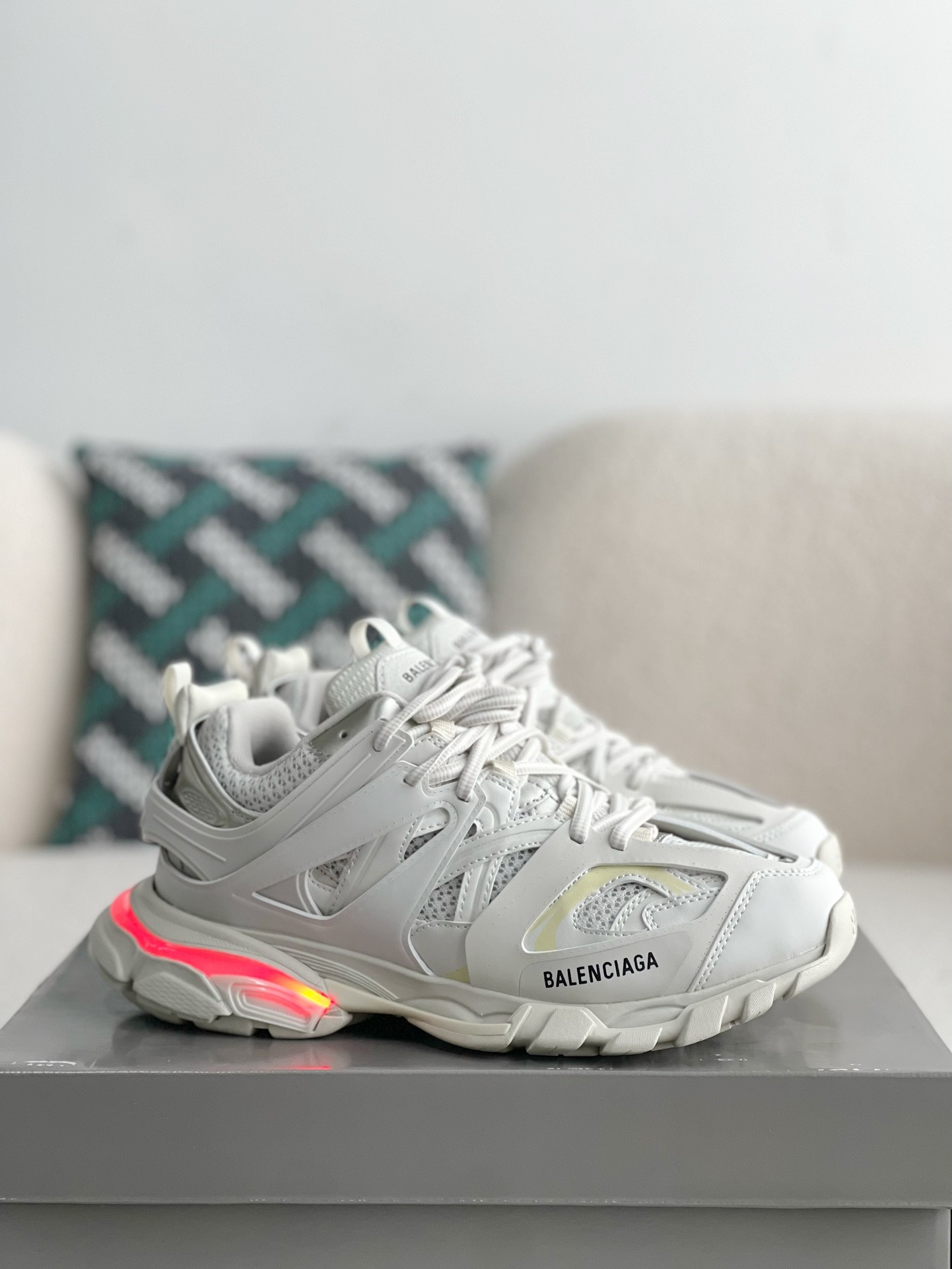 「#2350」Balenciaga Track 1.0 track led Trainers - Image 2