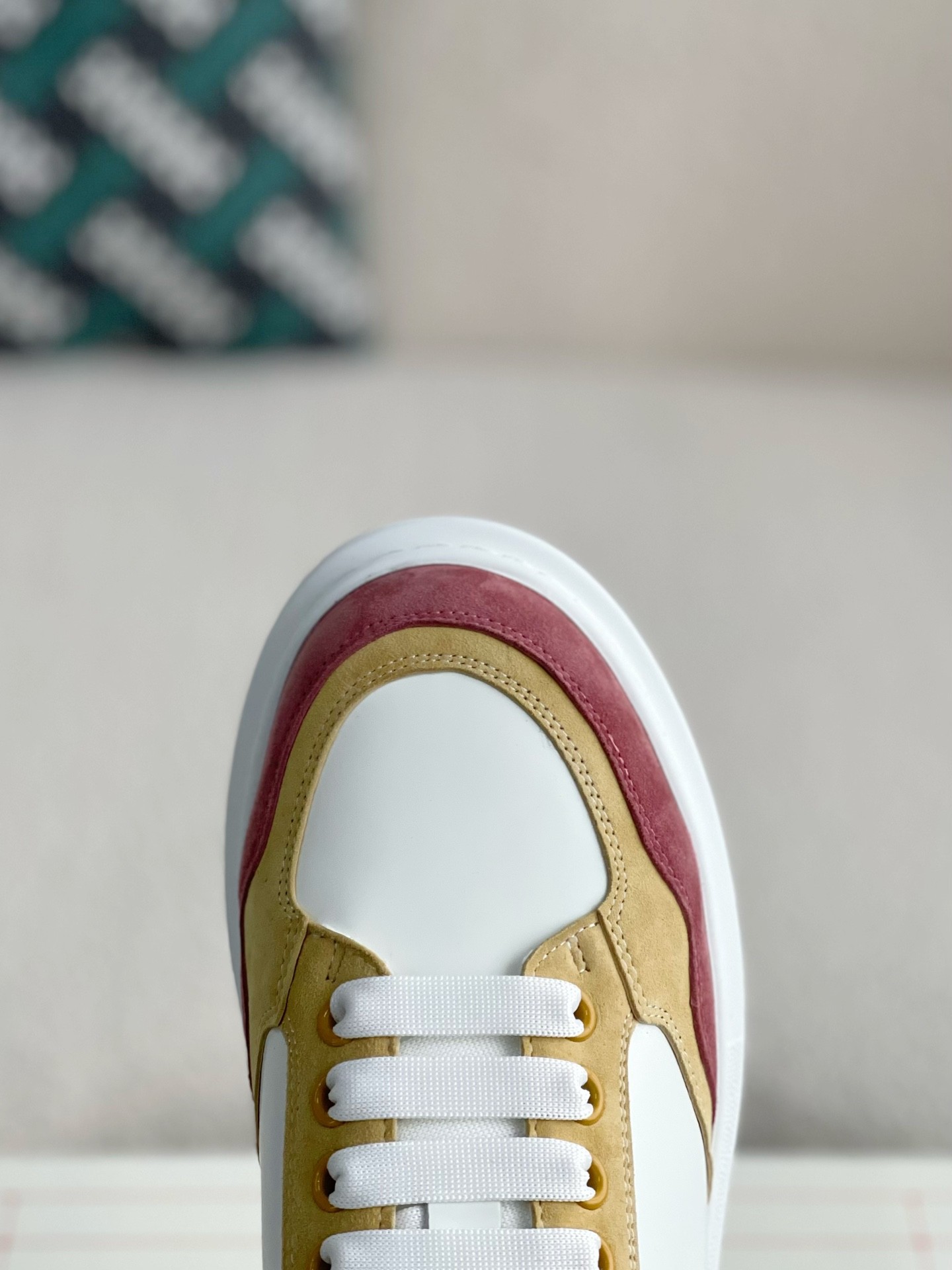 「#2401」Alexander McQueen MQ Jelly Tail Sneakers - Image 8