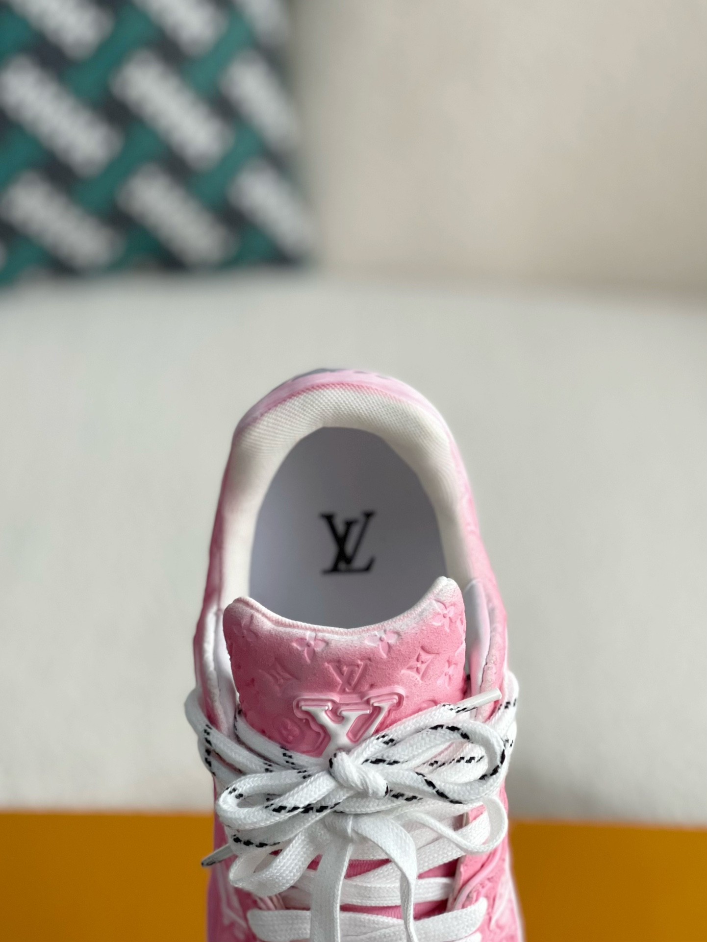「#2416」 LOUIS VUITTON TRAINER SNEAKERS - Image 8