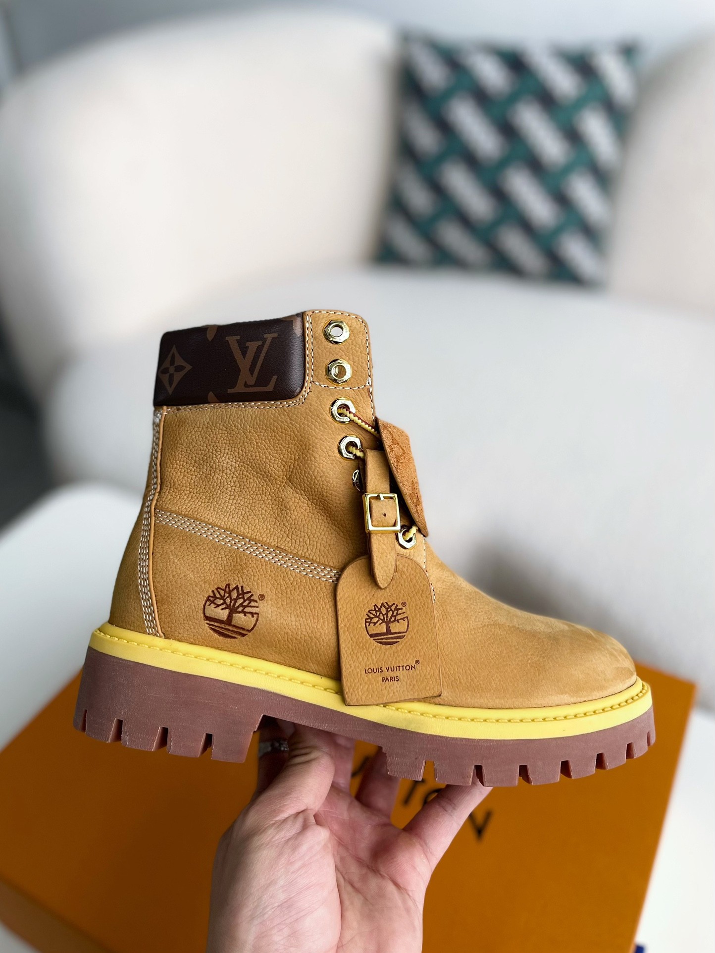 「#2425」louis vuitton & timberland Martin boots - Image 6
