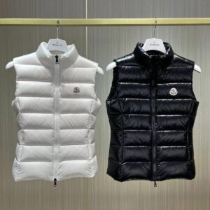 「#2439」Moncler down vest