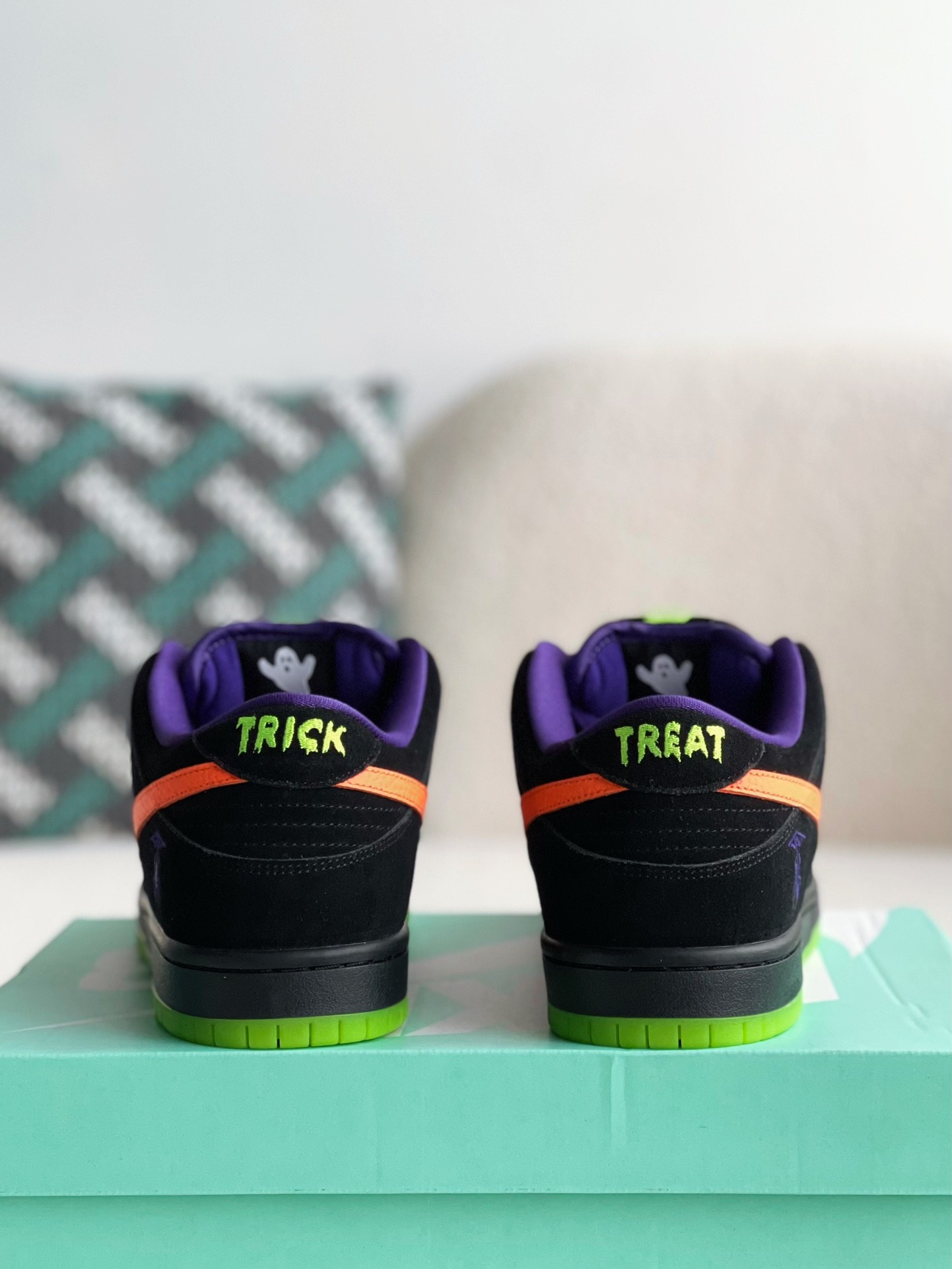 「#2404」Nike Dunk SB "Night of Mischief" Halloween Suede - Image 3