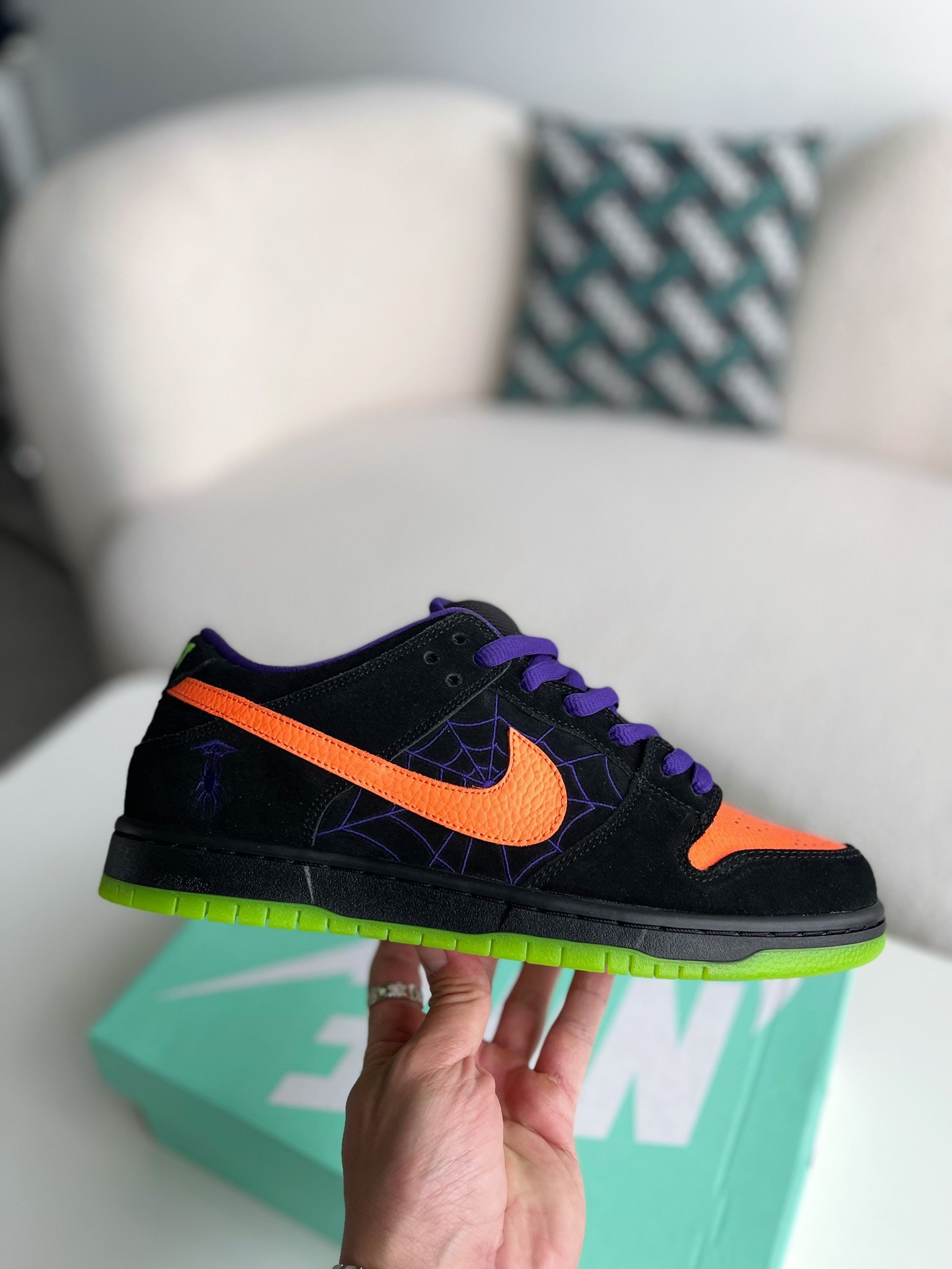 「#2404」Nike Dunk SB "Night of Mischief" Halloween Suede - Image 6