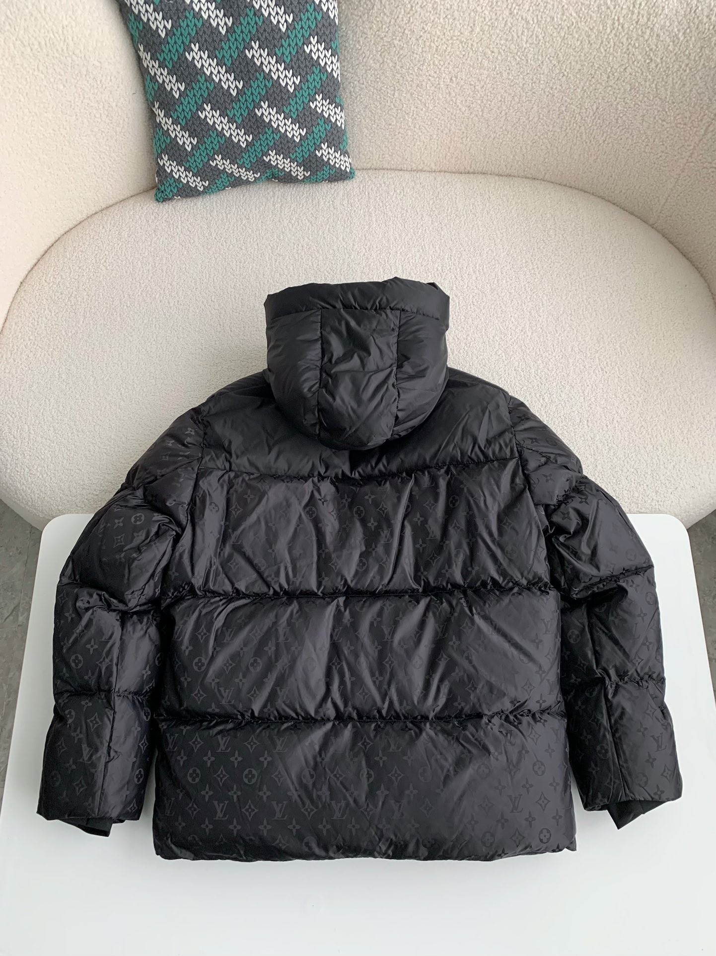 「#2480」Louis Vuitton logo labeled down jacket - Image 8