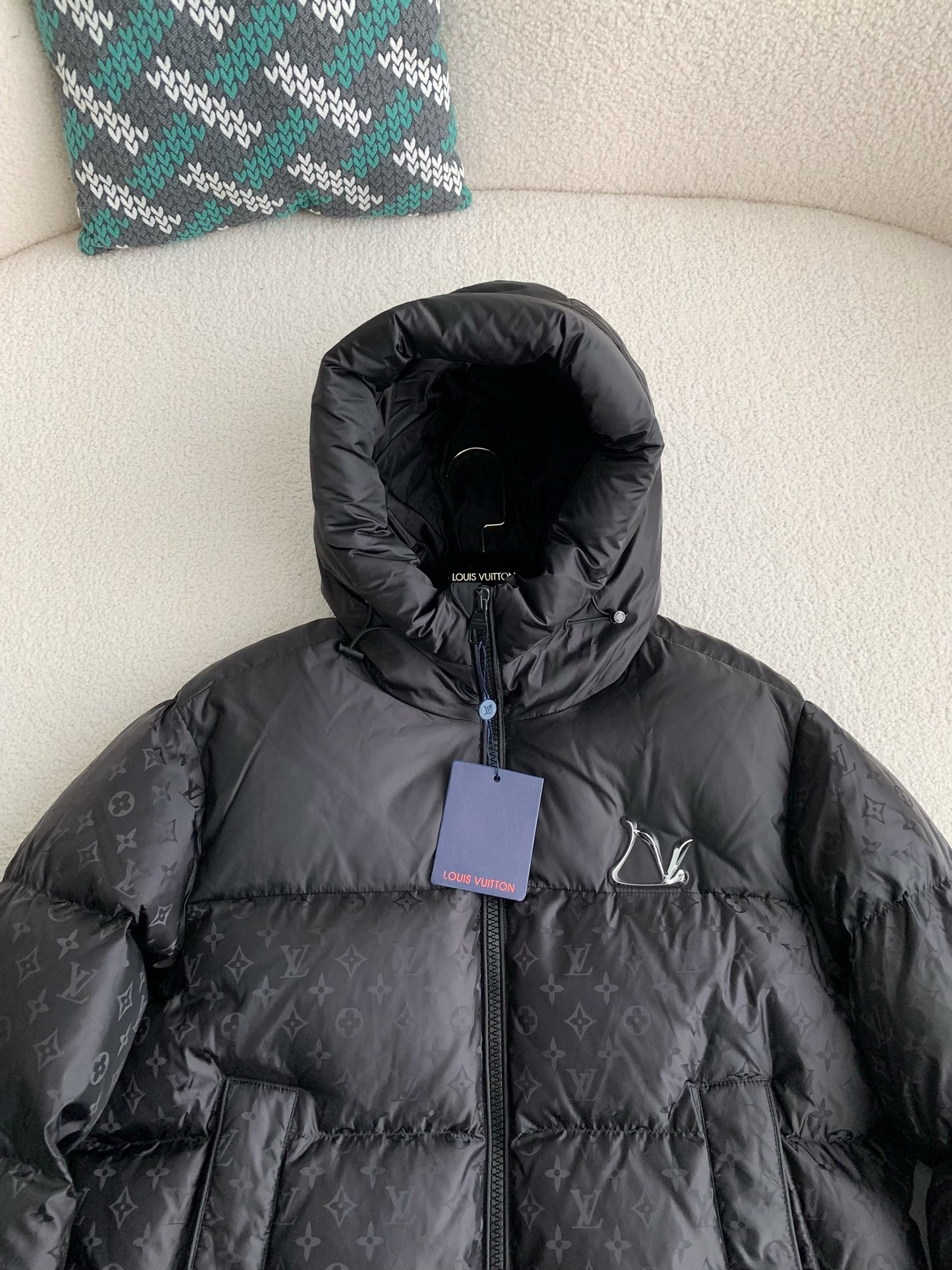 「#2480」Louis Vuitton logo labeled down jacket - Image 3