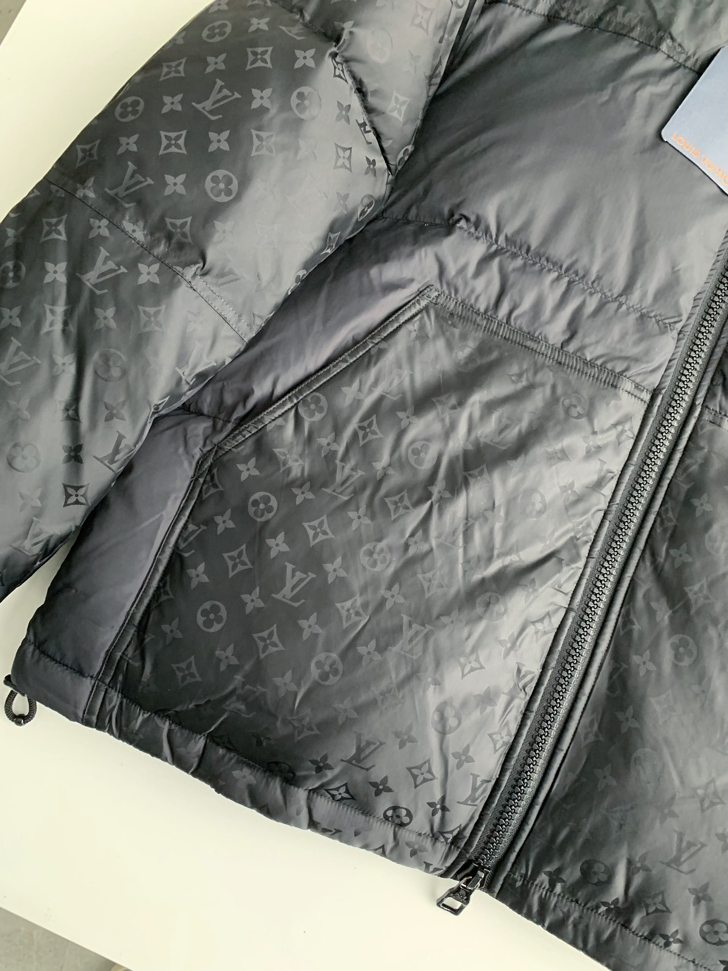 「#895」LOUIS VUITTON LOGO Down Jacket - Image 4