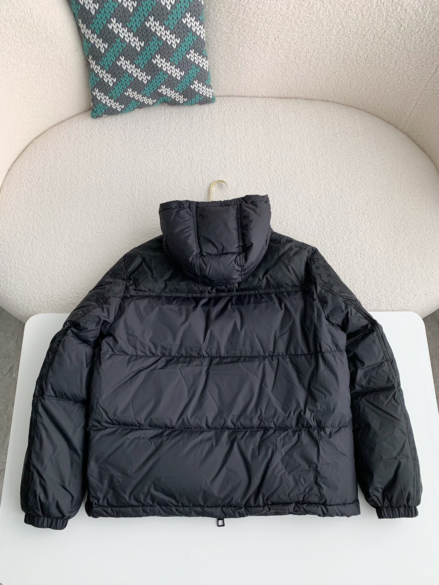 「#895」LOUIS VUITTON LOGO Down Jacket - Image 8