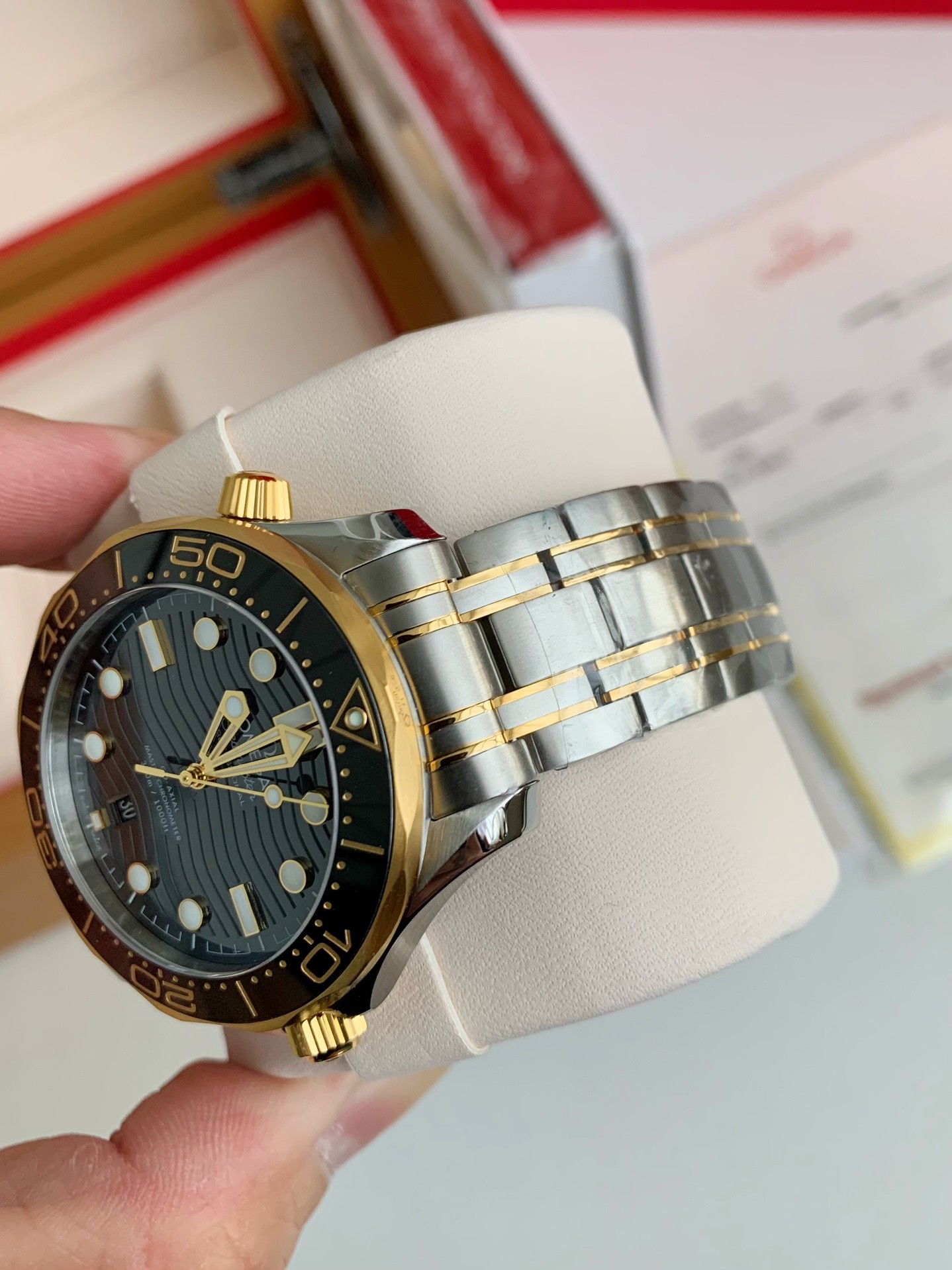 「#2484」Omega Seahorse Series 300-meter dive wristwatch,43.5mm - Image 8