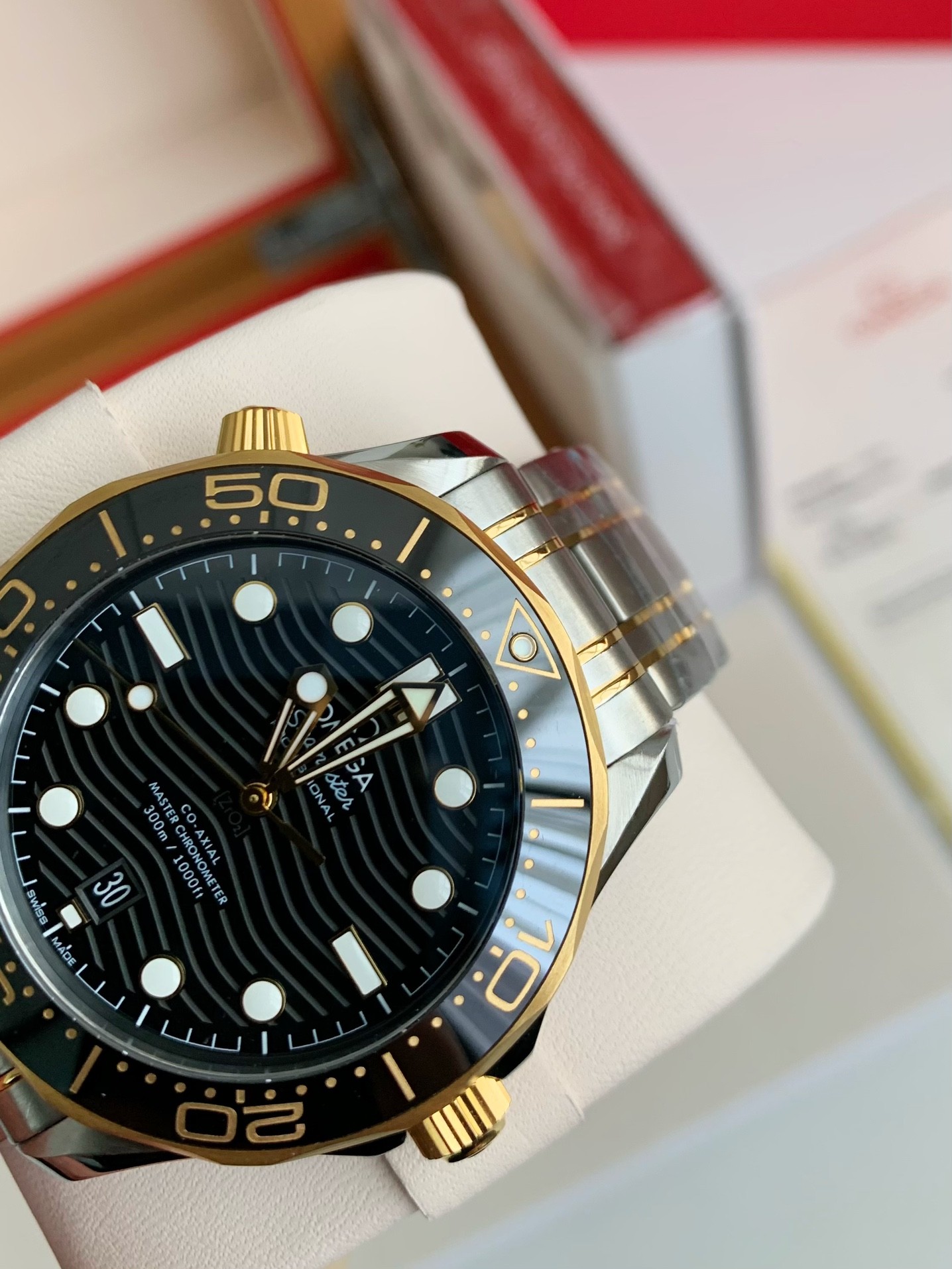 「#2484」Omega Seahorse Series 300-meter dive wristwatch,43.5mm - Image 6