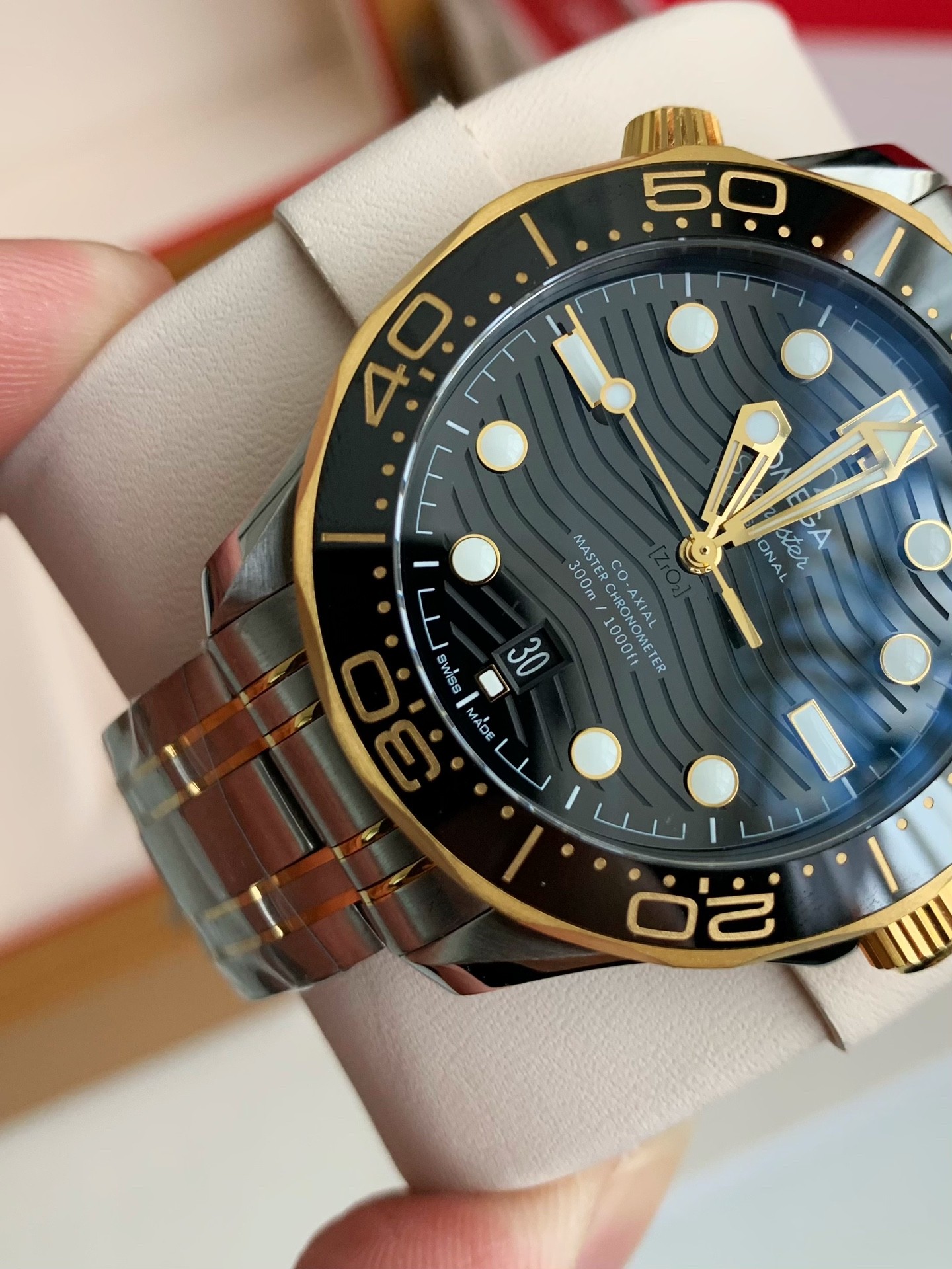 「#2484」Omega Seahorse Series 300-meter dive wristwatch,43.5mm - Image 7