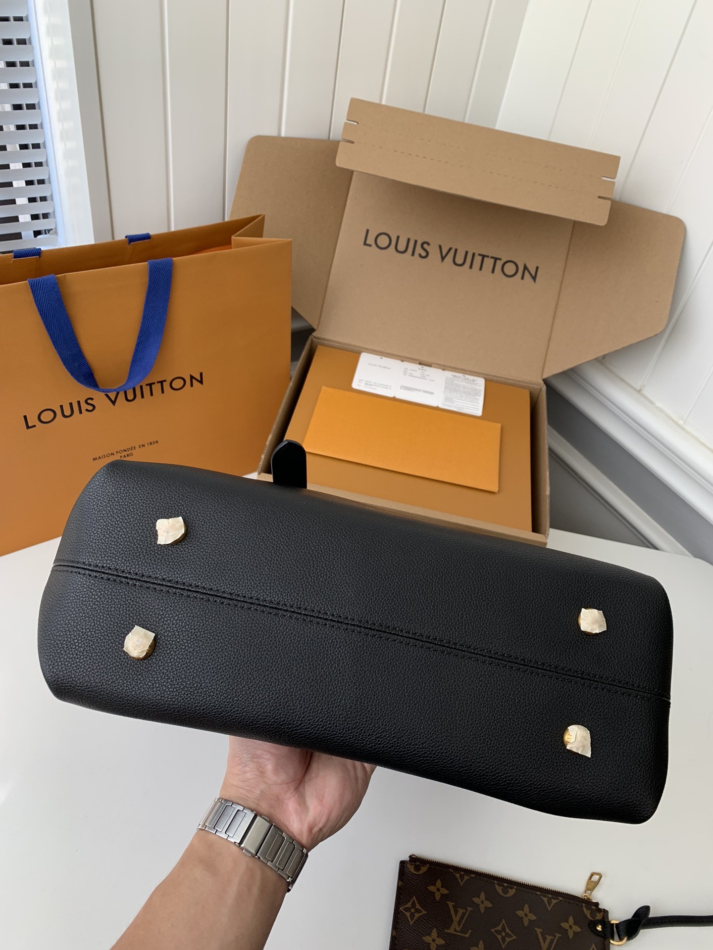 「#2502」Louis Vuitton Low Key Cabas Mid -number Handbag M25343 Size: 30*14*47cm - Image 8