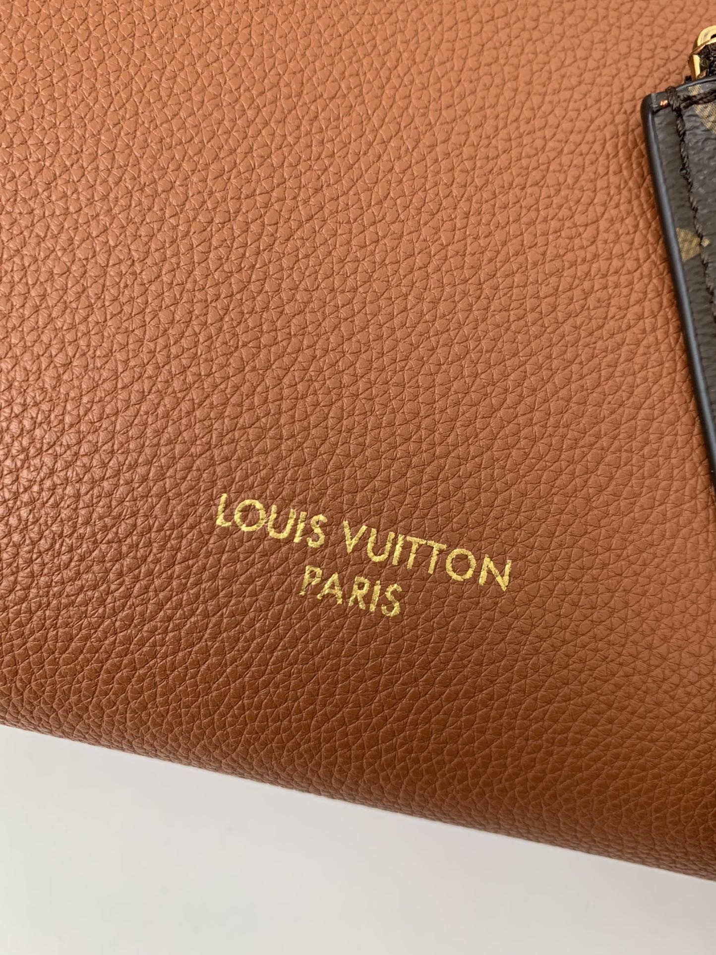 「#2503」Louis Vuitton Low Key Cabas Mid -number Handbag M25343 Size: 30*14*47cm - Image 4