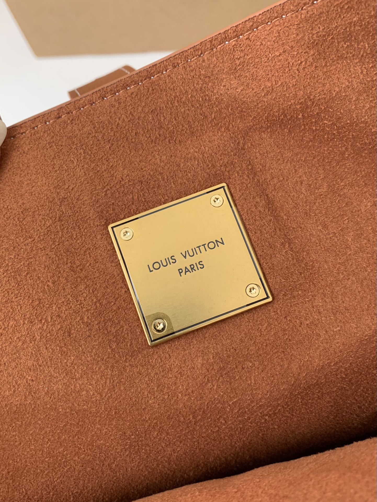 「#2503」Louis Vuitton Low Key Cabas Mid -number Handbag M25343 Size: 30*14*47cm - Image 10