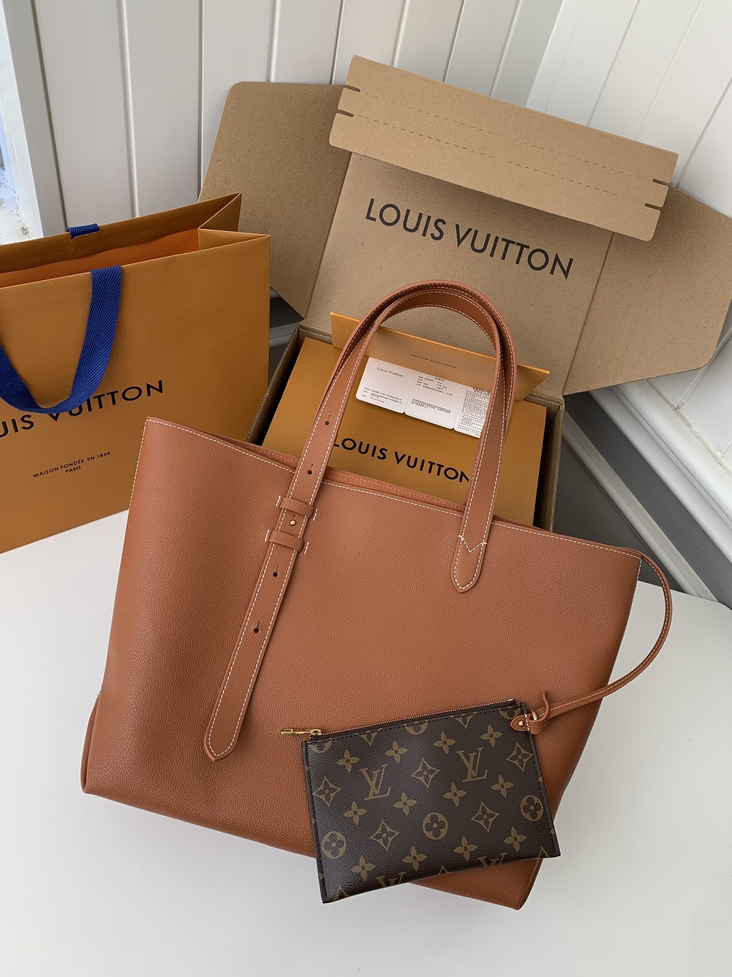 「#2503」Louis Vuitton Low Key Cabas Mid -number Handbag M25343 Size: 30*14*47cm - Image 5