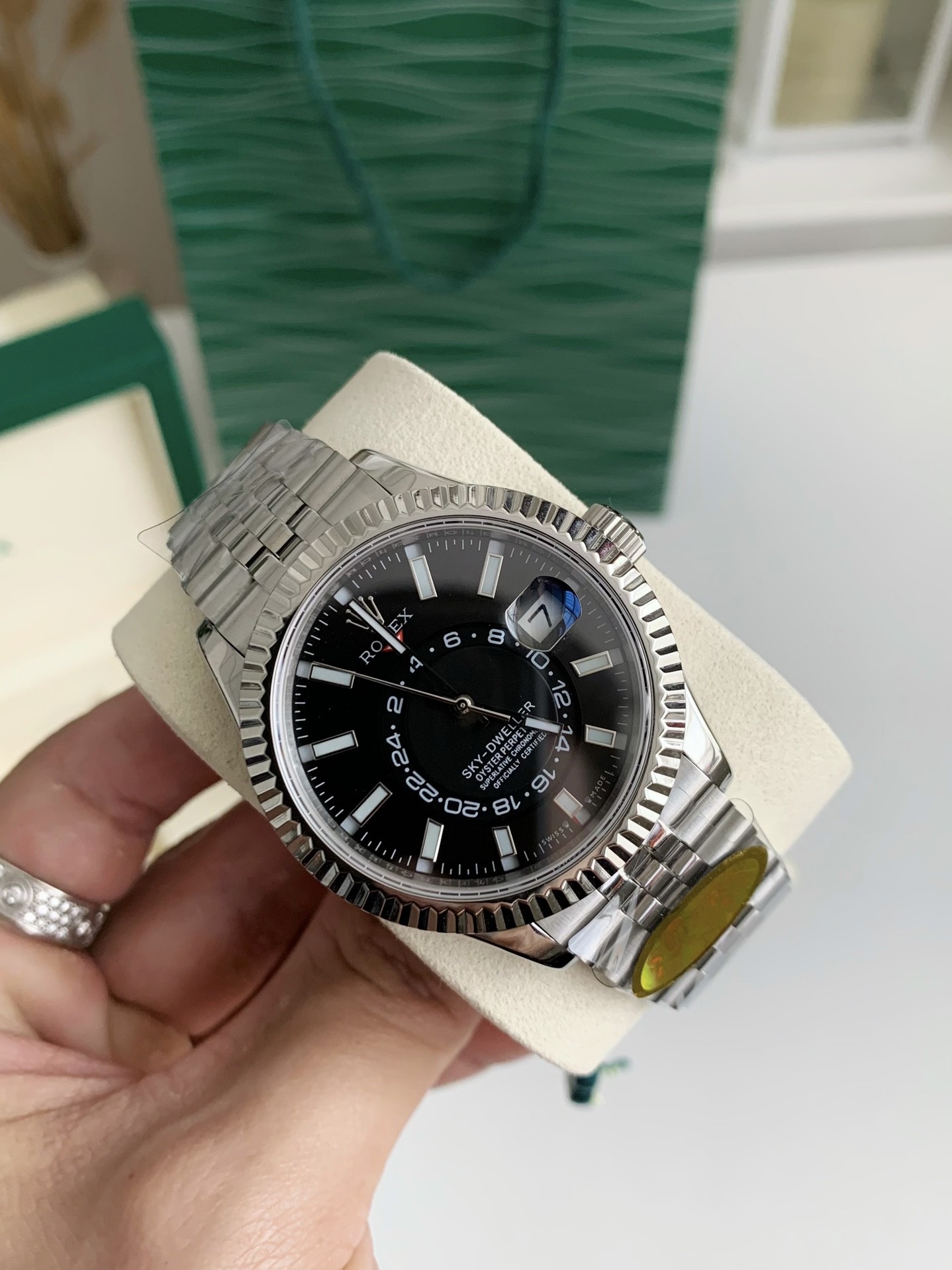 「#2532」Rolex Navigator Series men's watch Dual time zone/100 meters waterproof,42mm - Image 3