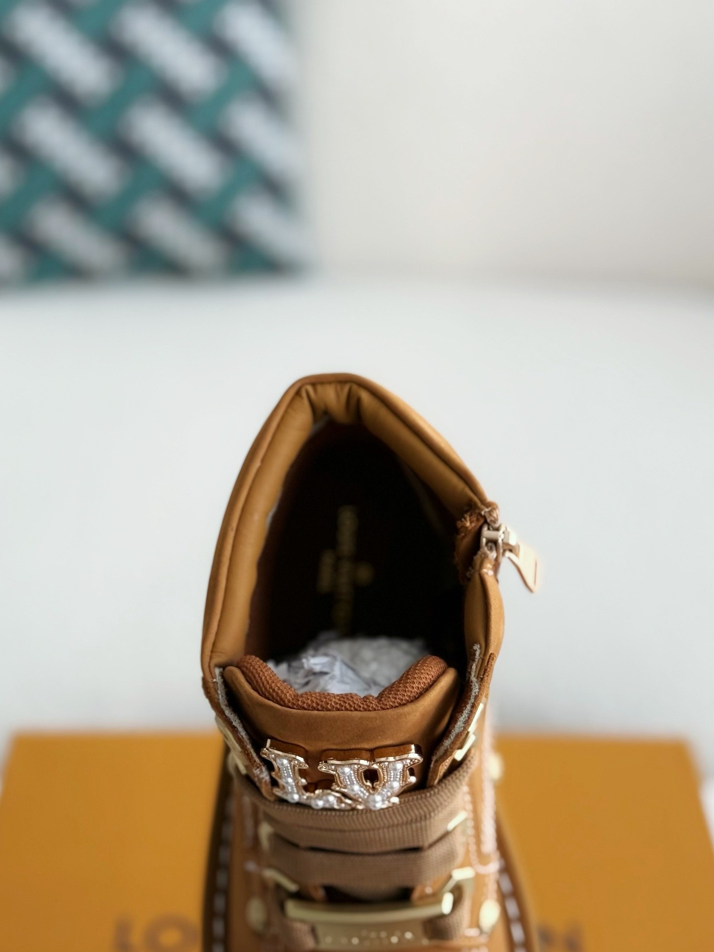 「#2556」LOUIS VUITTON Round toe lace-up boots - Image 9