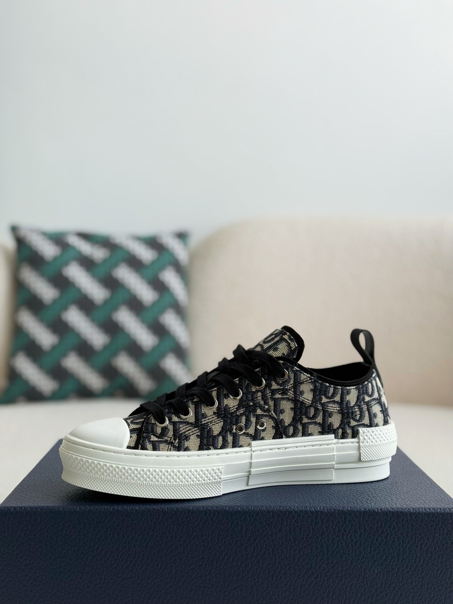 「#2623」Dior B23 logo print low top sneakers - Image 4