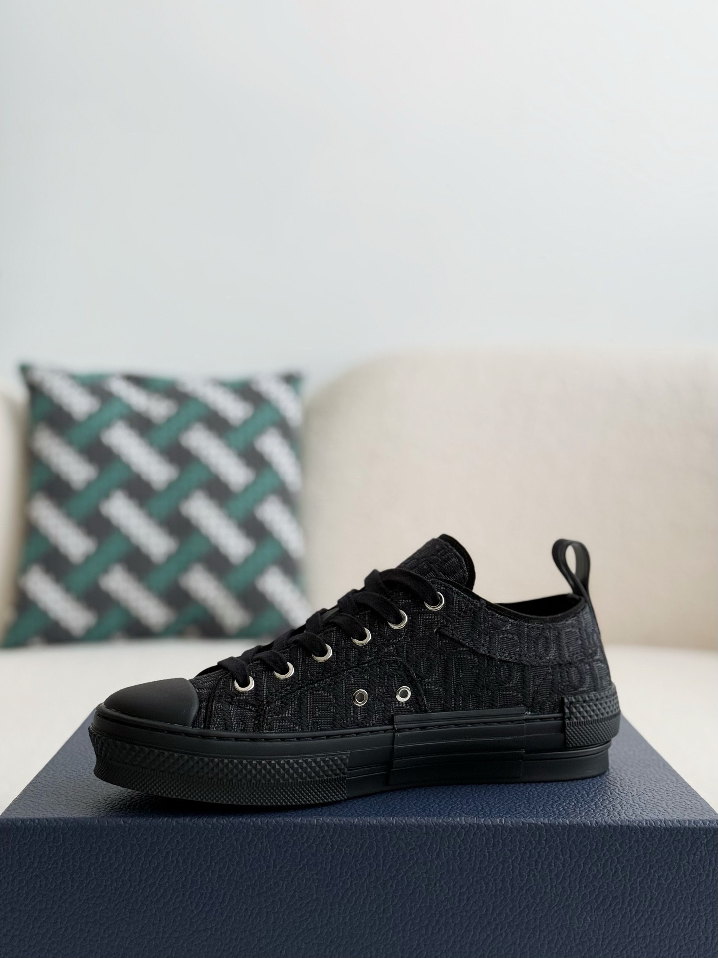 「#2624」Dior B23 logo print low top sneakers - Image 4