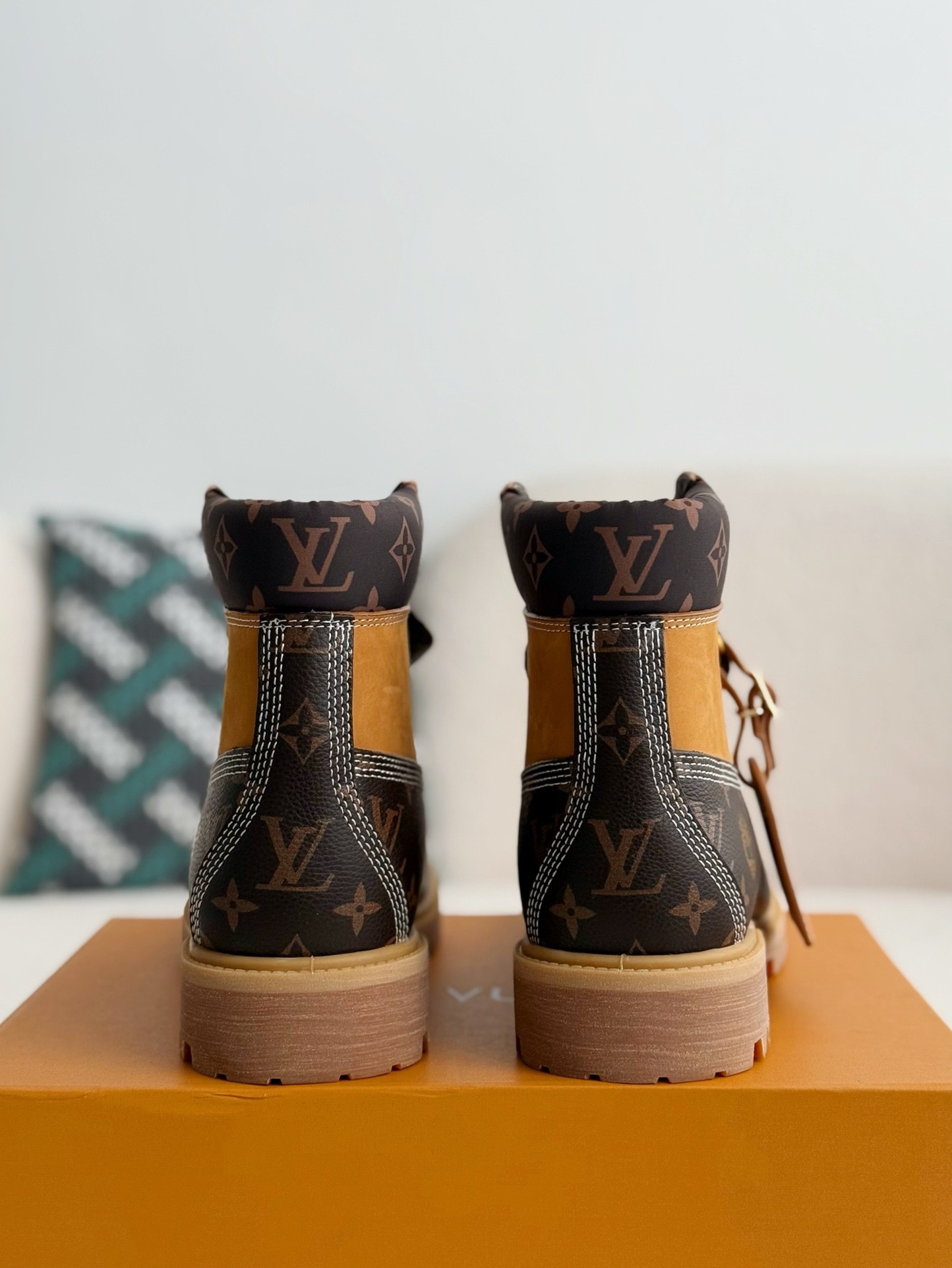 「#2646」Louis Vuitton x Timberland boots/Martin boots/boots - Image 3