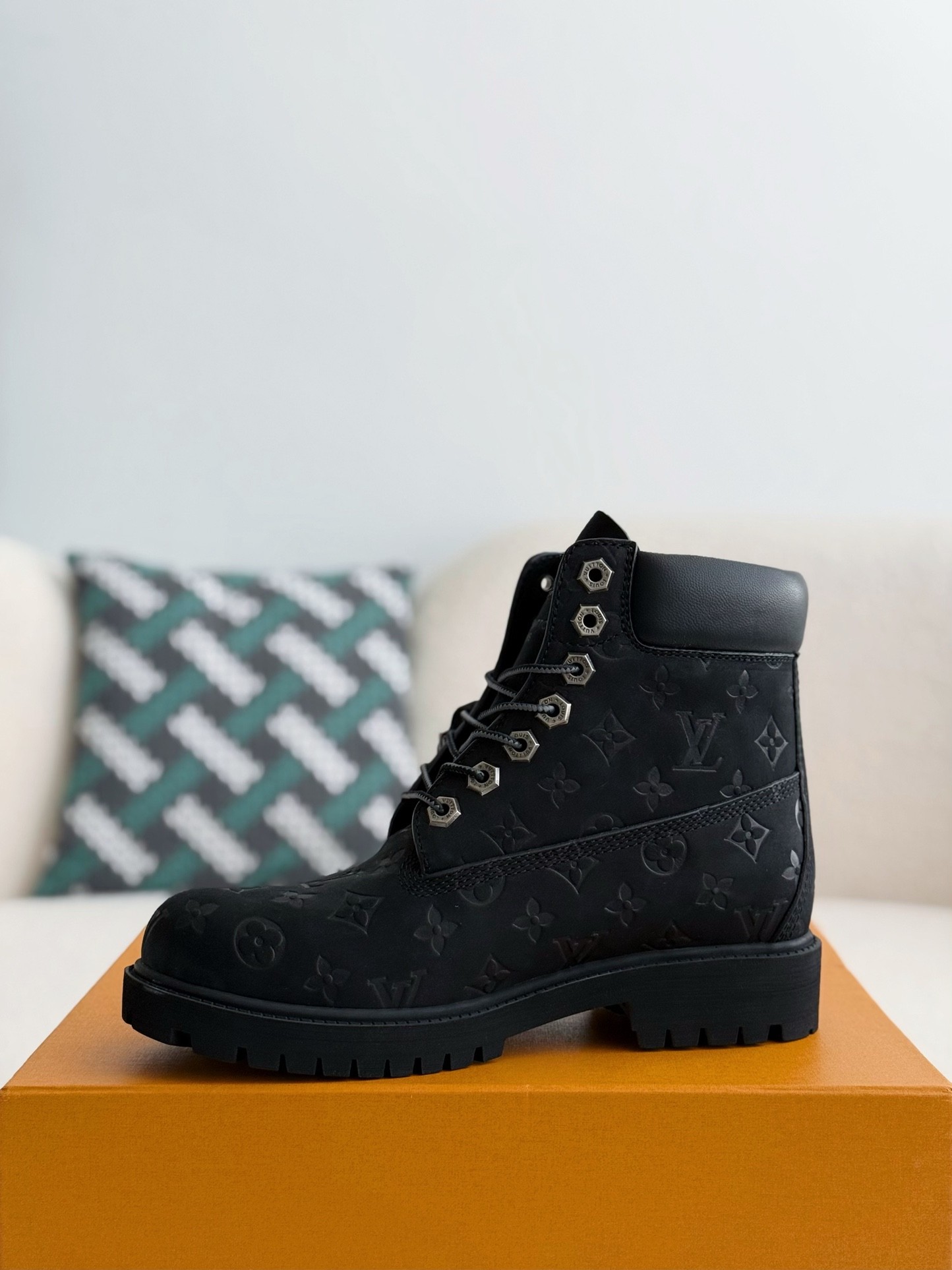 「#2645」Louis Vuitton x Timberland boots/Martin boots/boots - Image 4