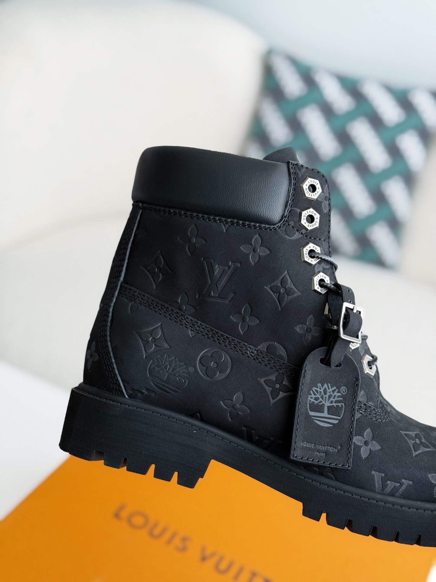 「#2645」Louis Vuitton x Timberland boots/Martin boots/boots - Image 7