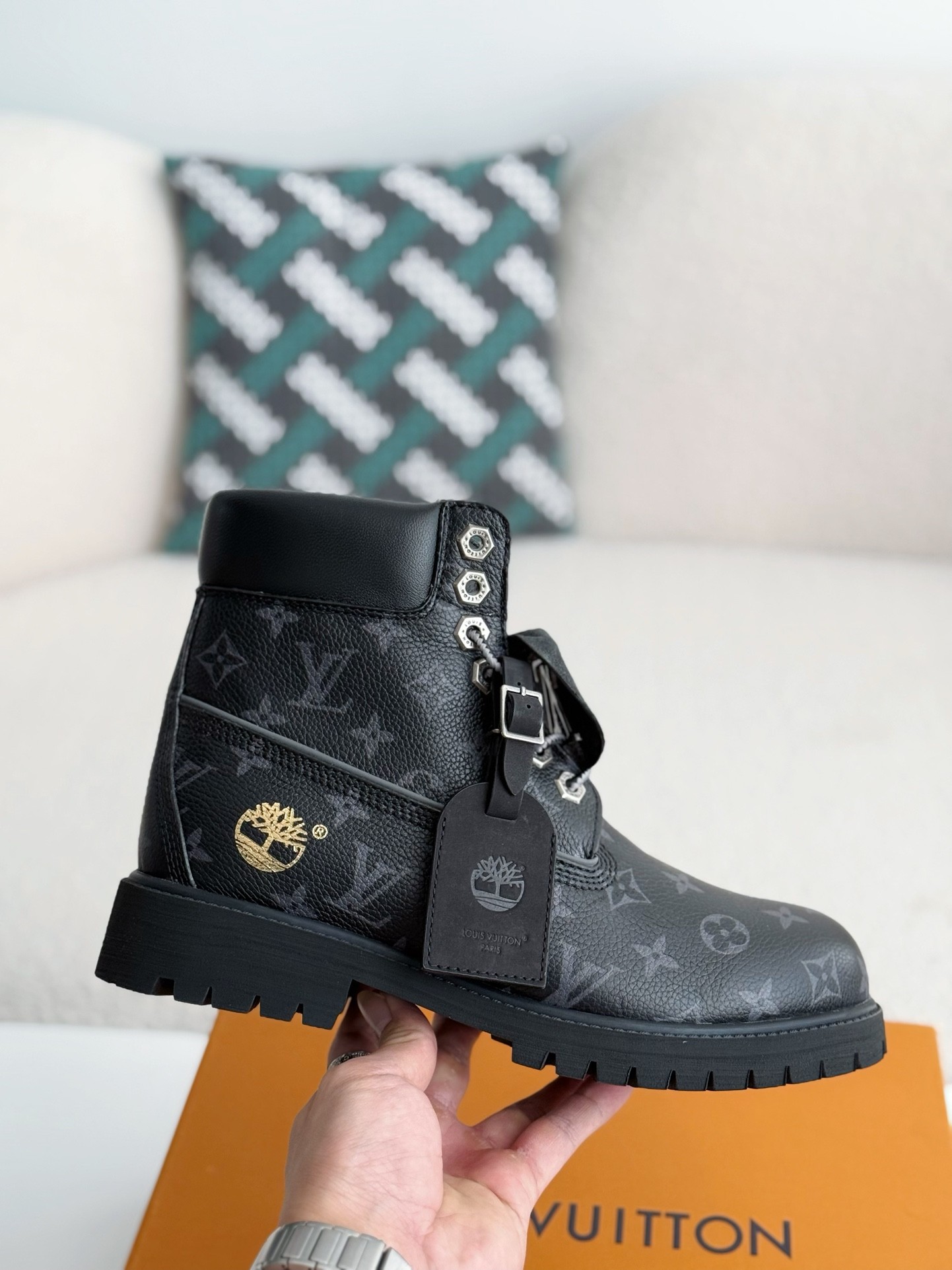 「#2432」louis vuitton & timberland Black boots/Martin boots/boots - Image 6