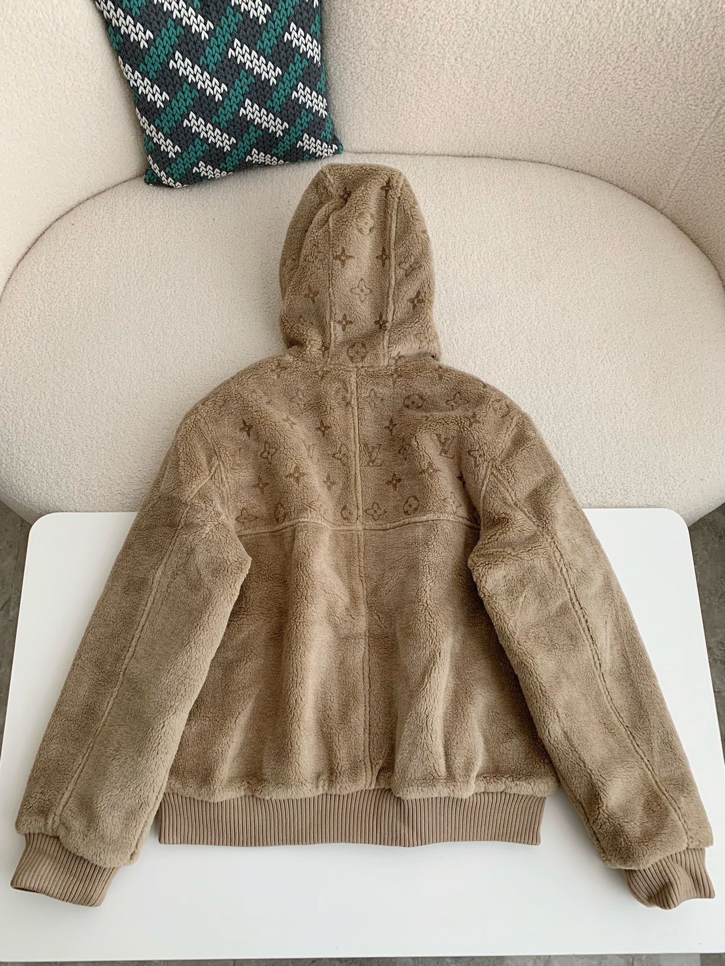 「#2364」New, LV reversible wool and sheepskin jacket - Image 6