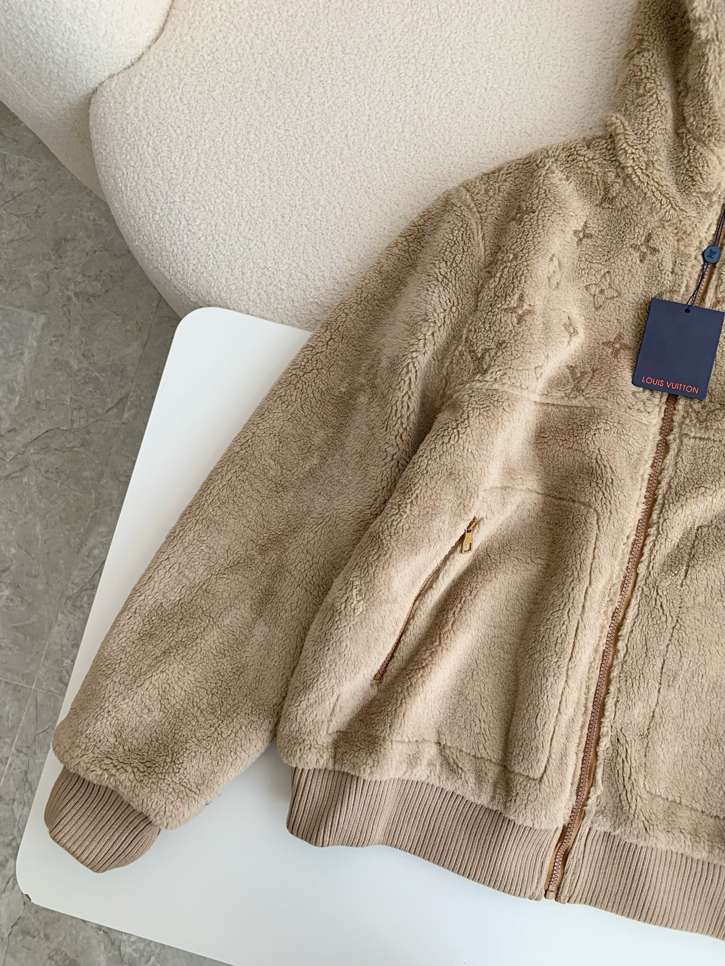 「#2364」New, LV reversible wool and sheepskin jacket - Image 2